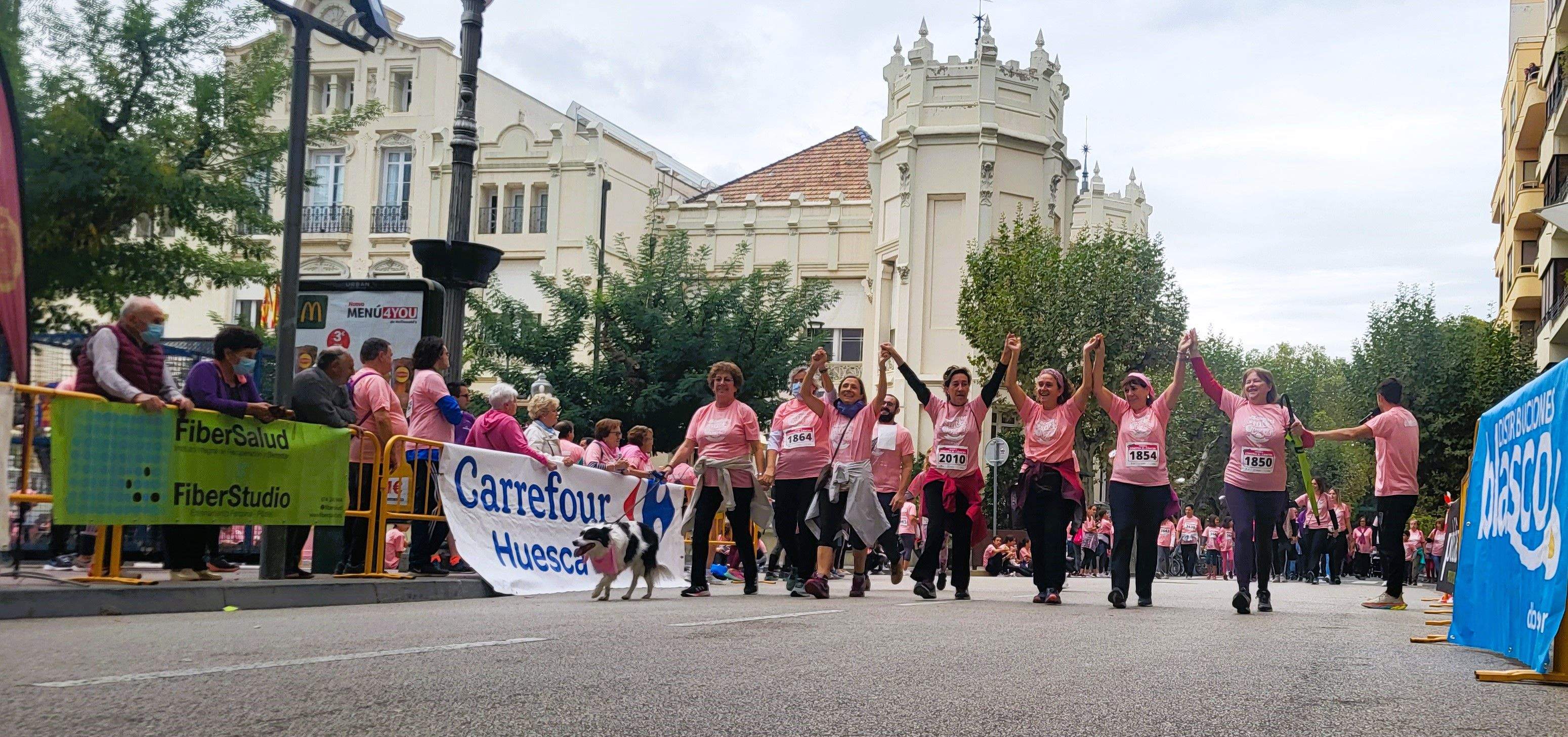 Carrera Huesca contra el cáncer 2022. Foto Myriam Martínez 