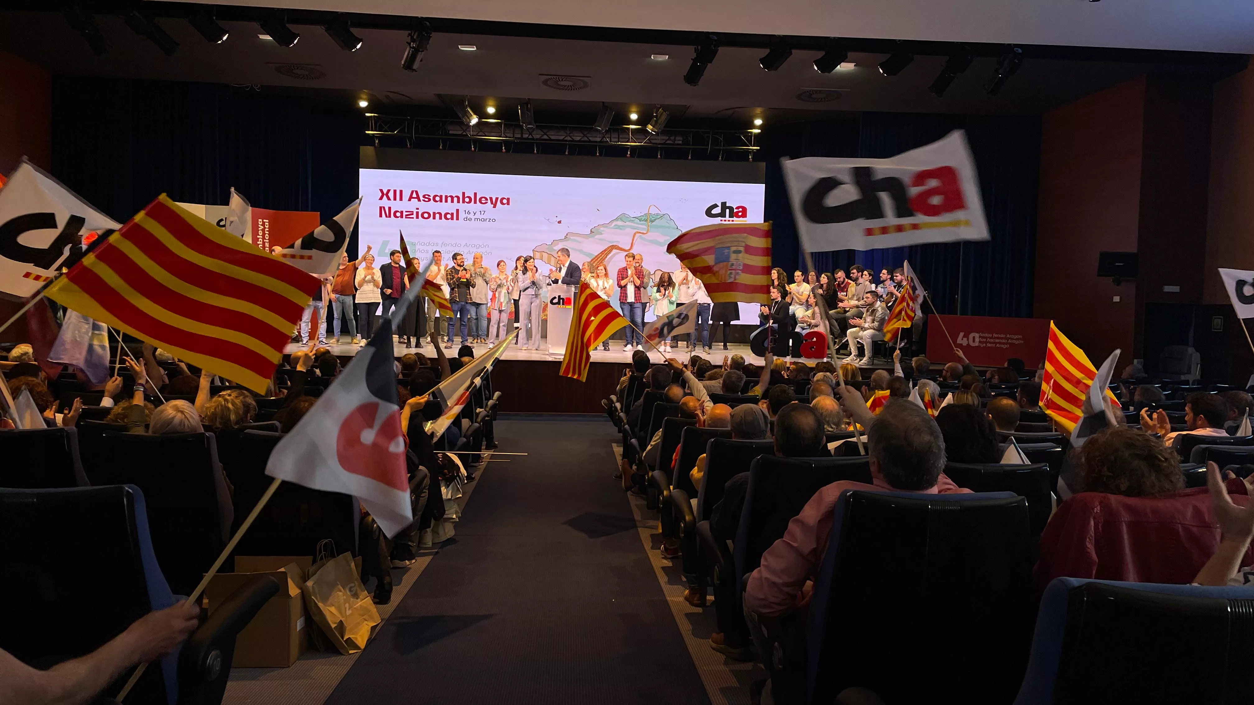 Imagen de la clausura del Consello Nazional de CHA.