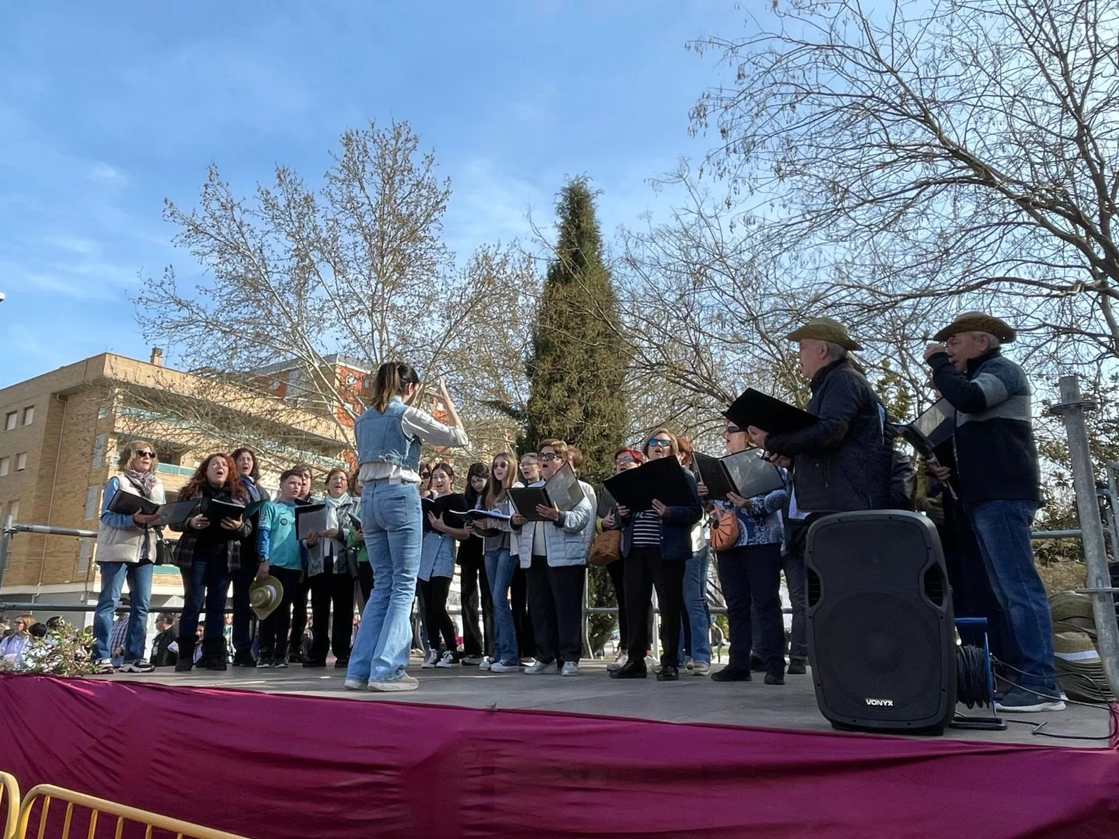 Música entre las Flores y Ruta de la Floración en Fraga
