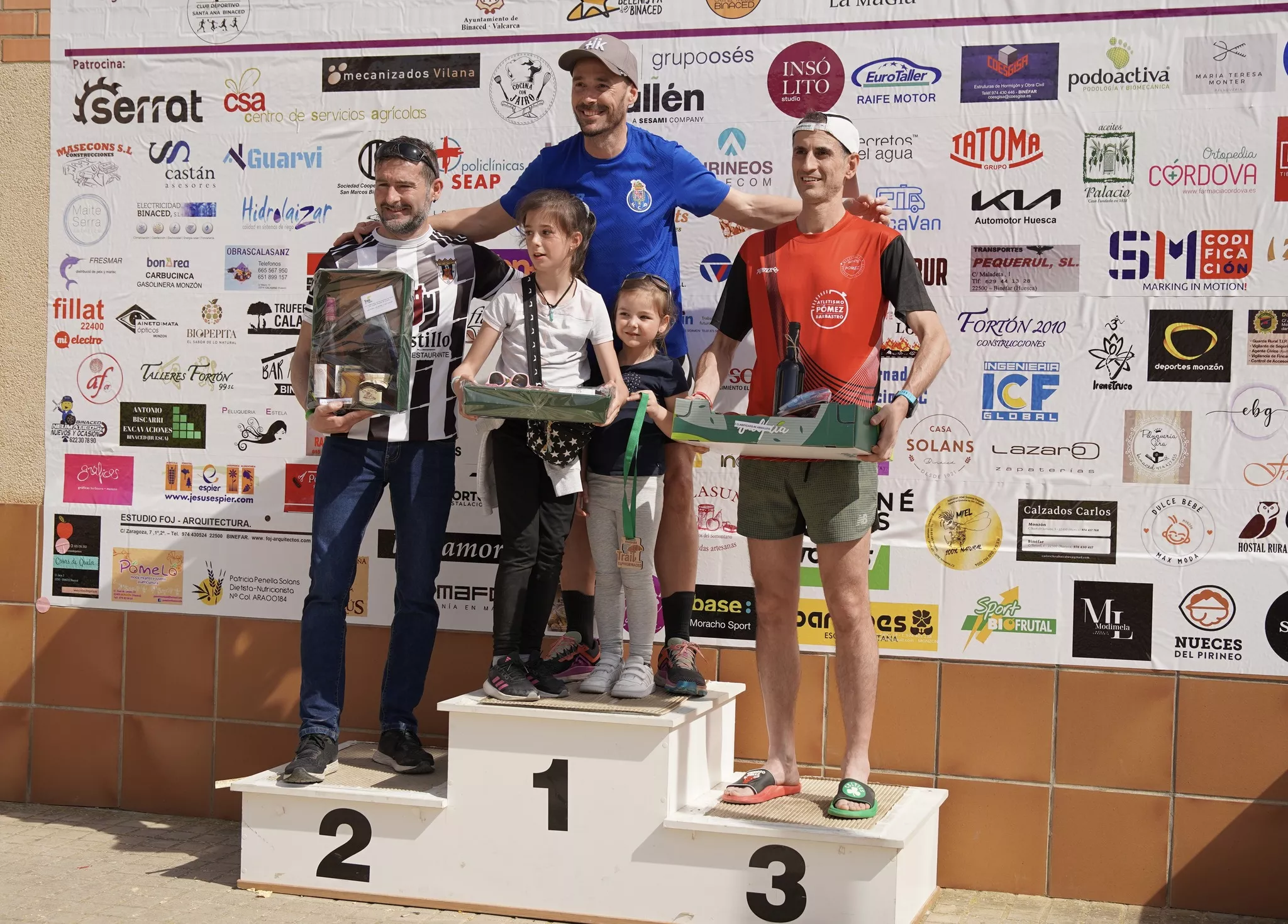 Podio absoluto masculino 8K