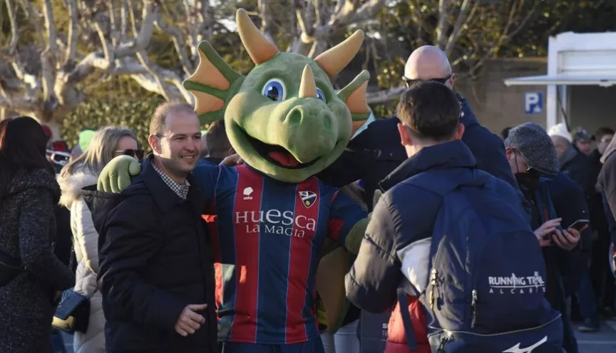 El Huesca organiza una previa con comida popular para recibir al Burgos