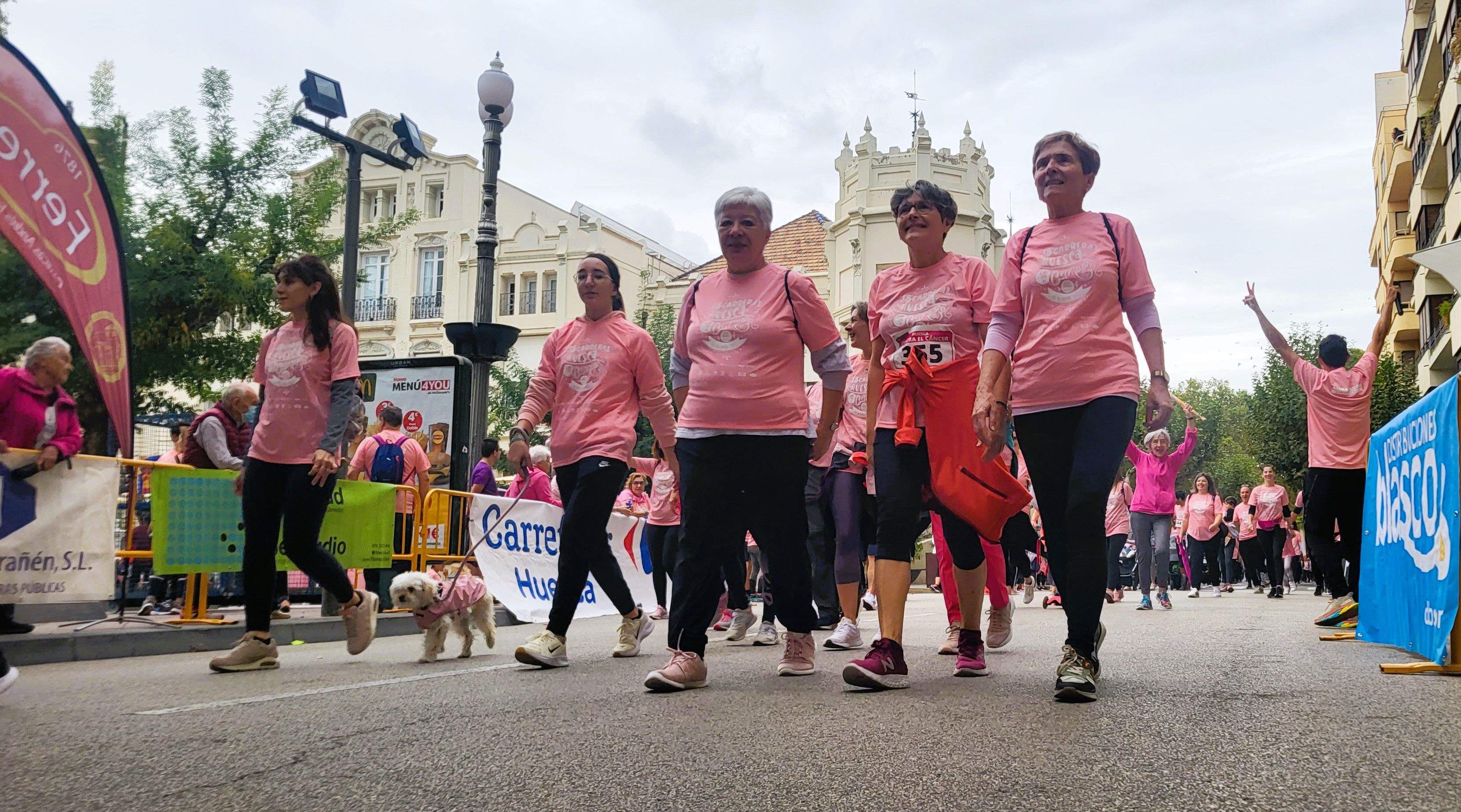 Carrera Huesca contra el cáncer 2022. Foto Myriam Martínez 