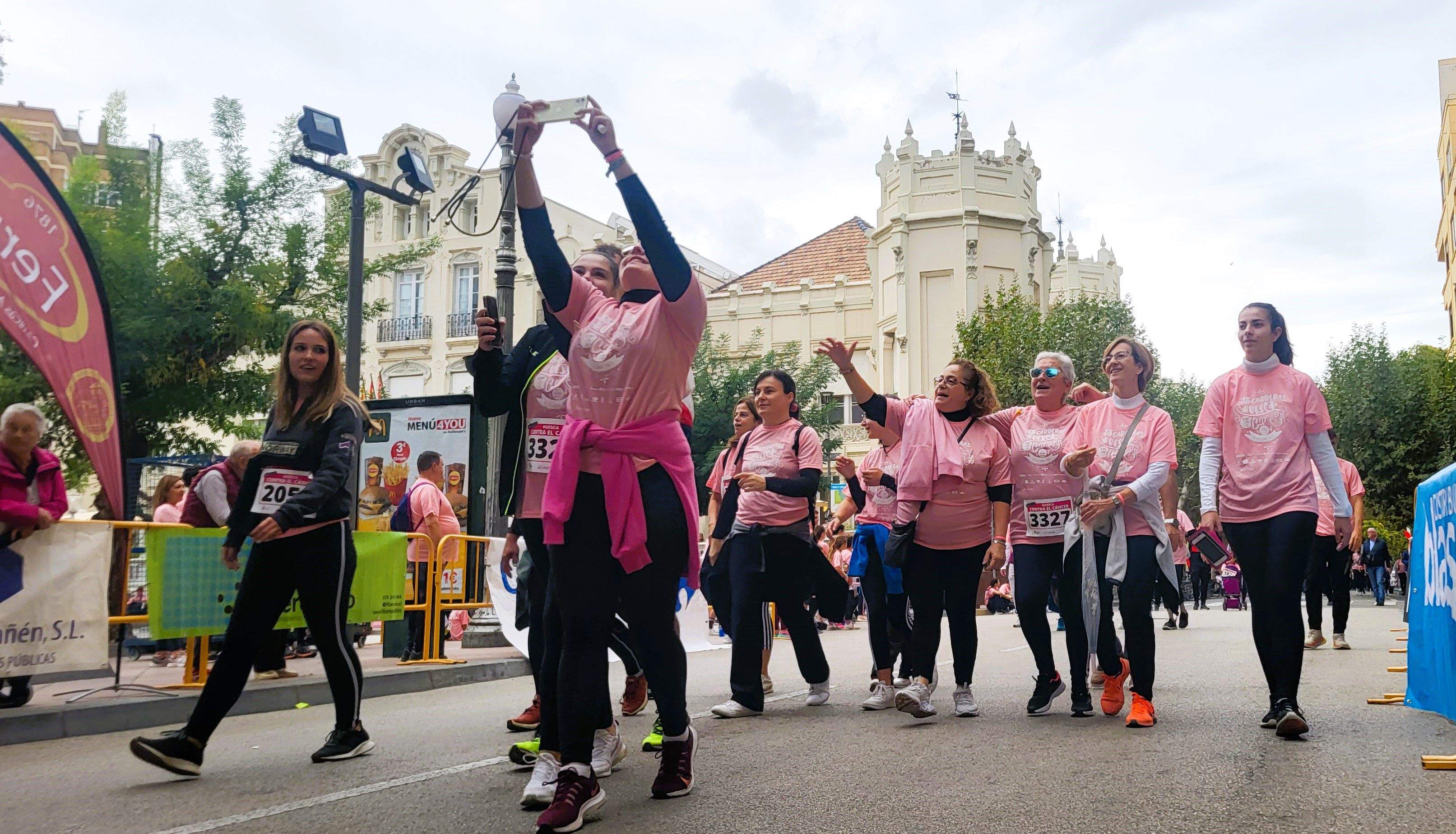 Carrera Huesca contra el cáncer 2022. Foto Myriam Martínez 