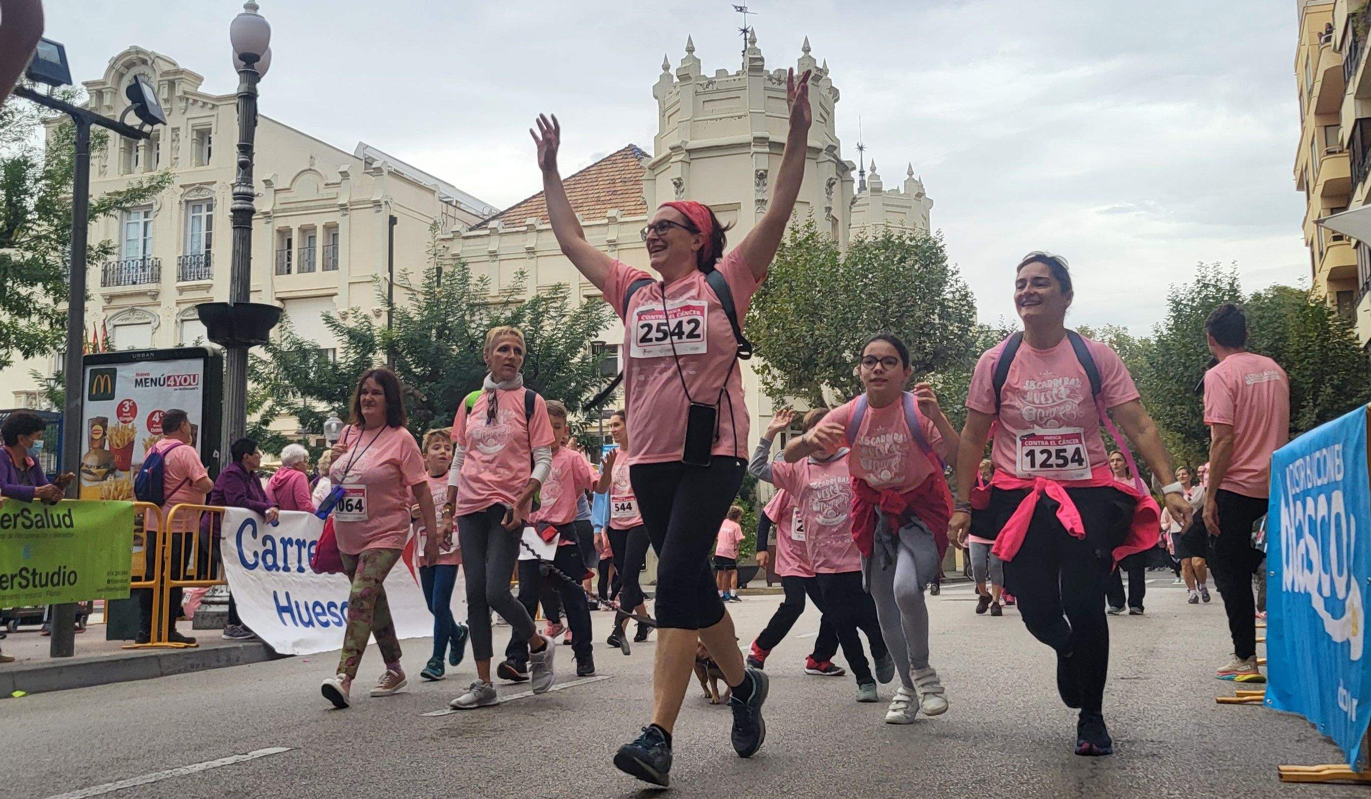 Carrera Huesca contra el cáncer 2022. Foto Myriam Martínez 