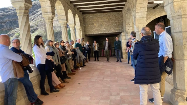 Visita guiada en la que participaron los representantes de la FAC en Graus. Visita guiada en la que participaron los representantes de la FAC en Graus.
