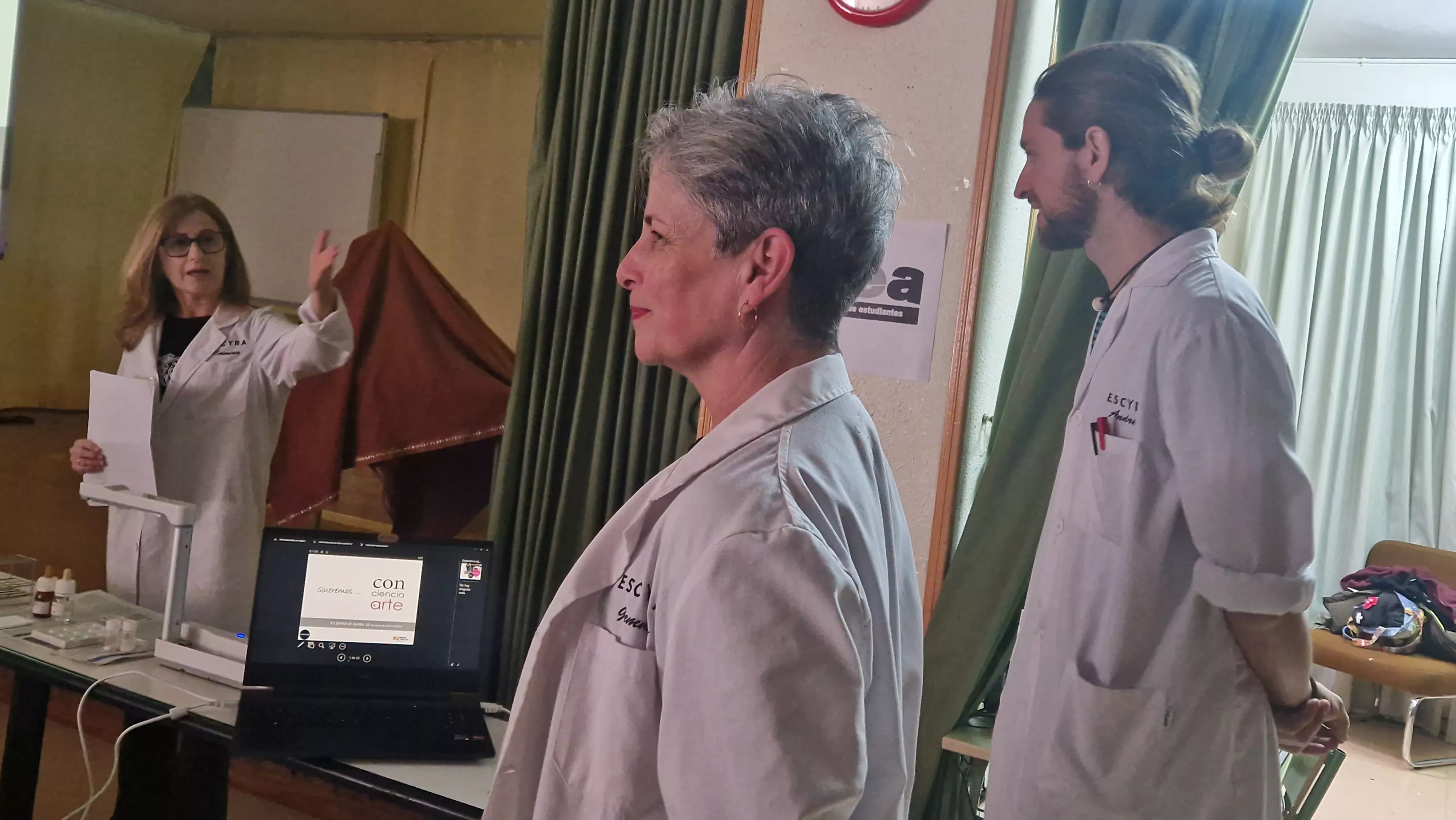  La Escyra se da a conocer en el IES Sierra de Guara. Foto Myriam Martínez