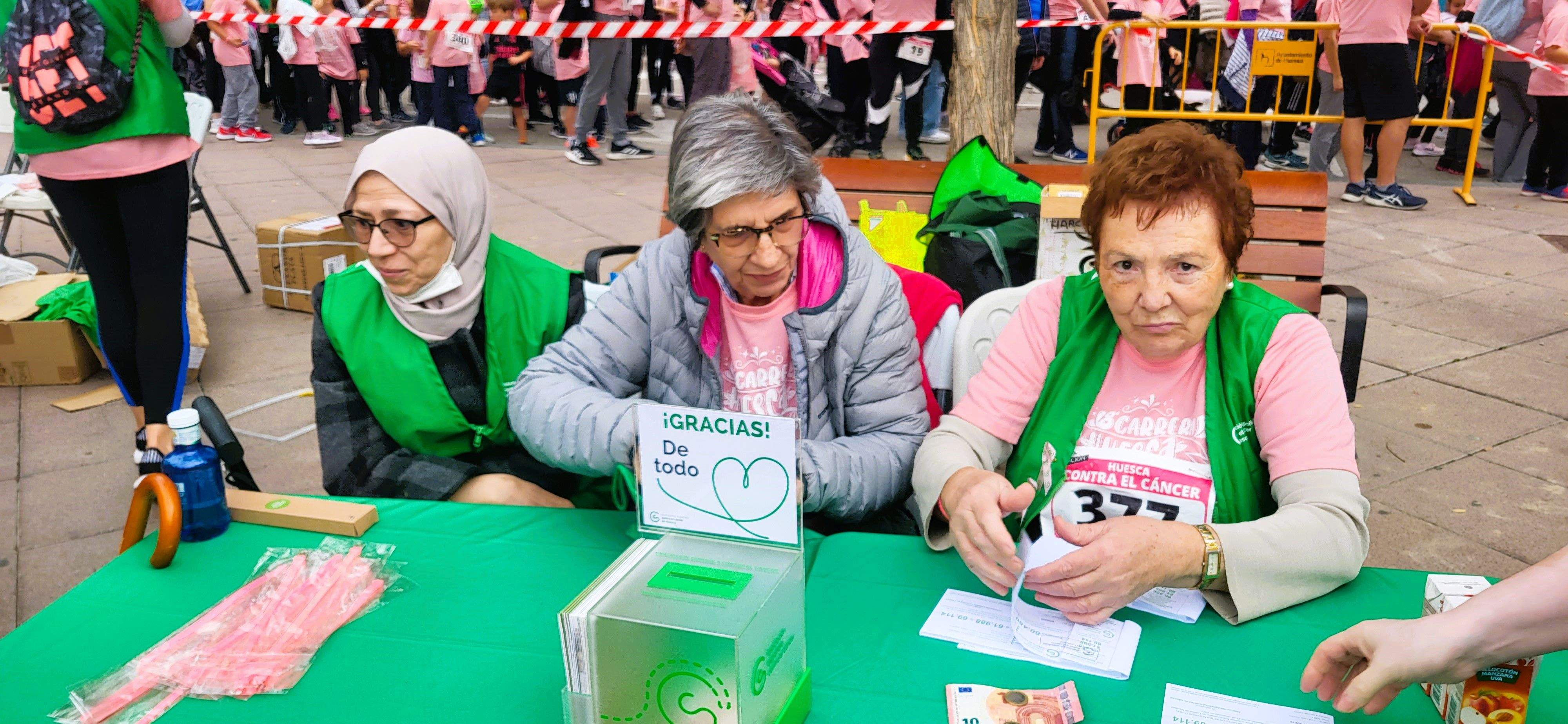 Carrera Huesca contra el cáncer 2022. Foto Myriam Martínez 