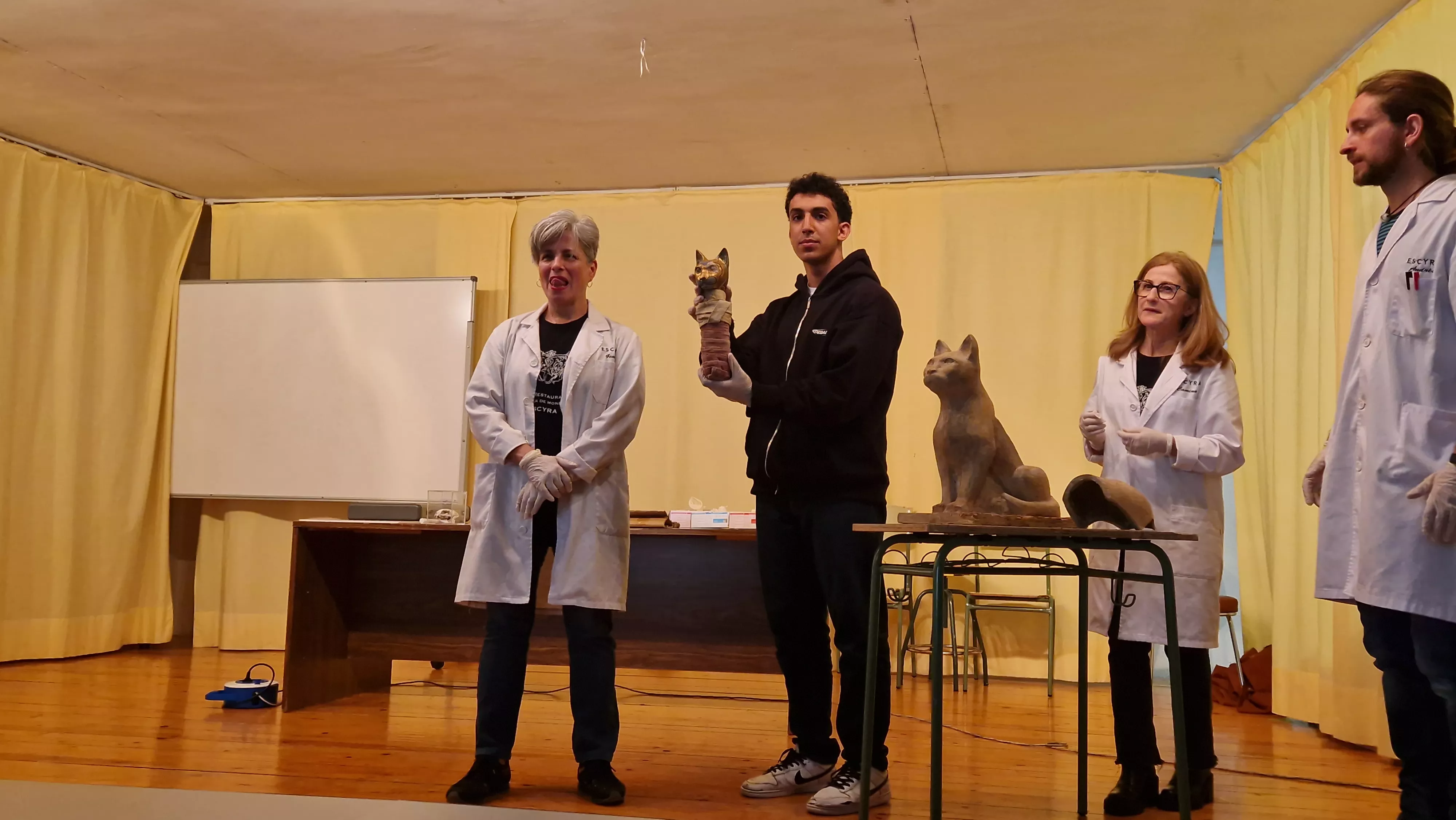  La Escyra se da a conocer en el IES Sierra de Guara. Foto Myriam Martínez