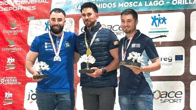 Podio del campeonato de Espaa con Nicolás Abadía campeón. Podio del campeonato de Espaa con Nicolás Abadía campeón.