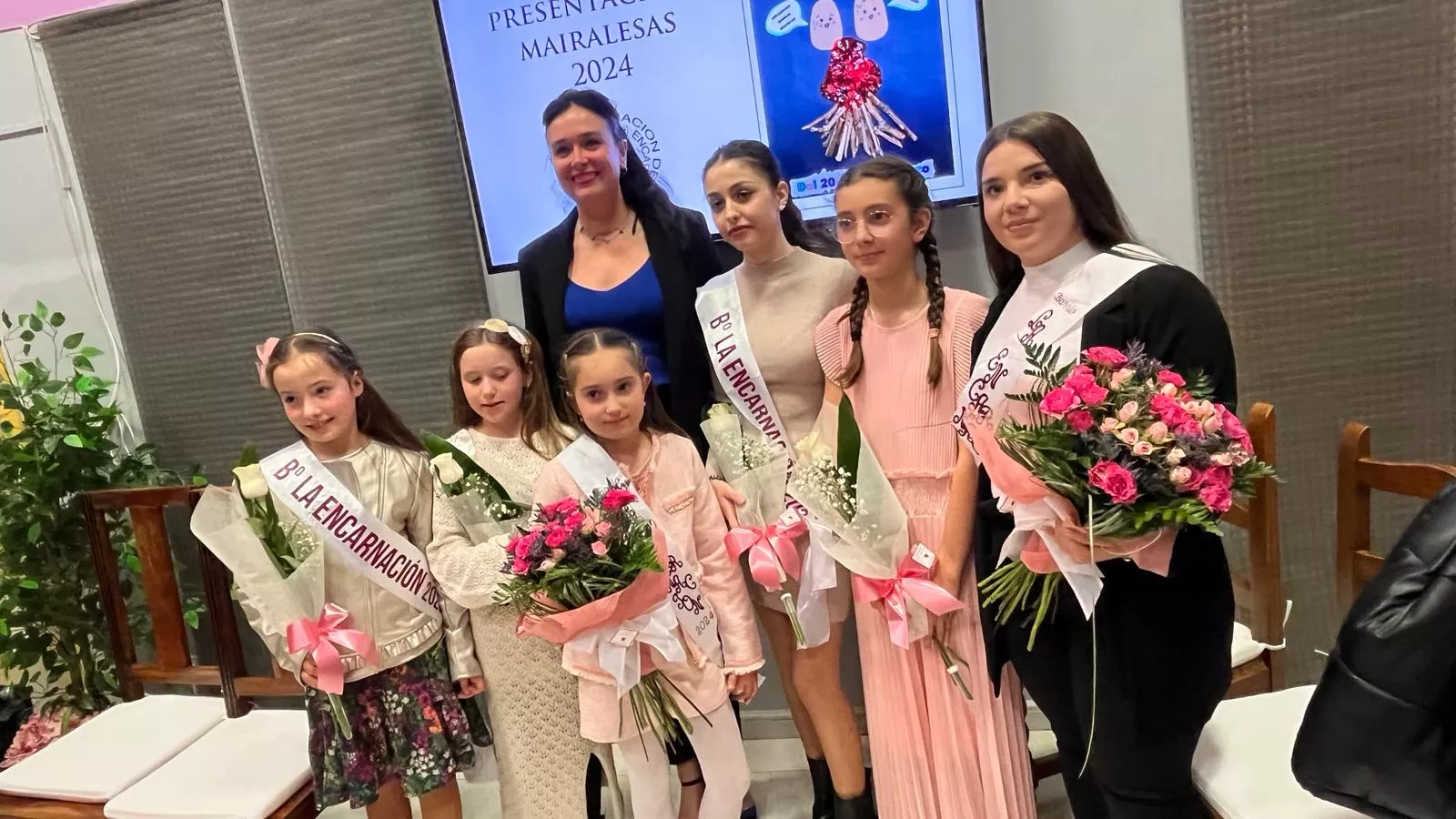 Presentación de las mairalesas 2024 del Barrio de La Encarnación. Foto Mercedes Manterola