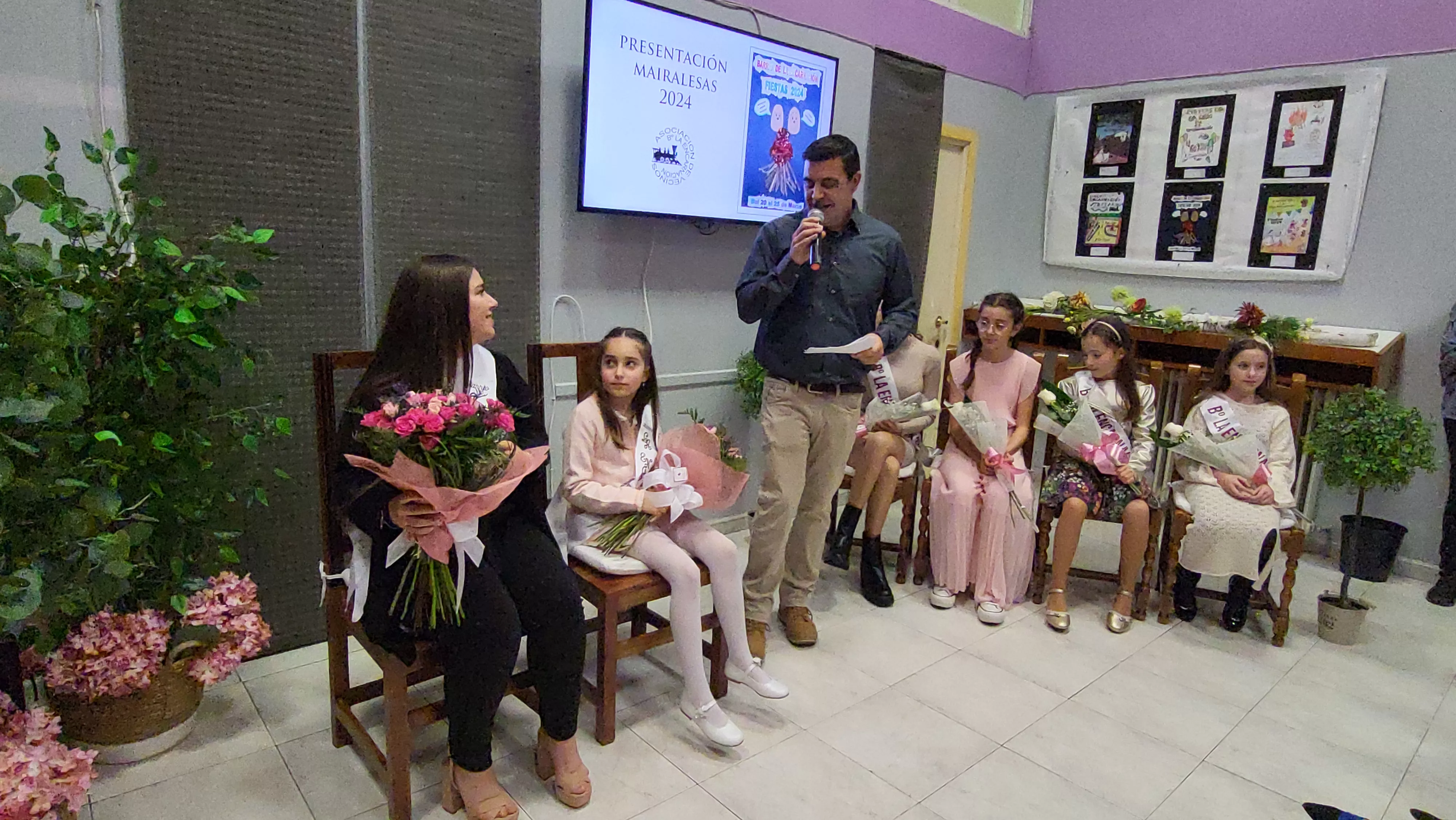 Presentación de las mairalesas 2024 del Barrio de La Encarnación. Foto Mercedes Manterola