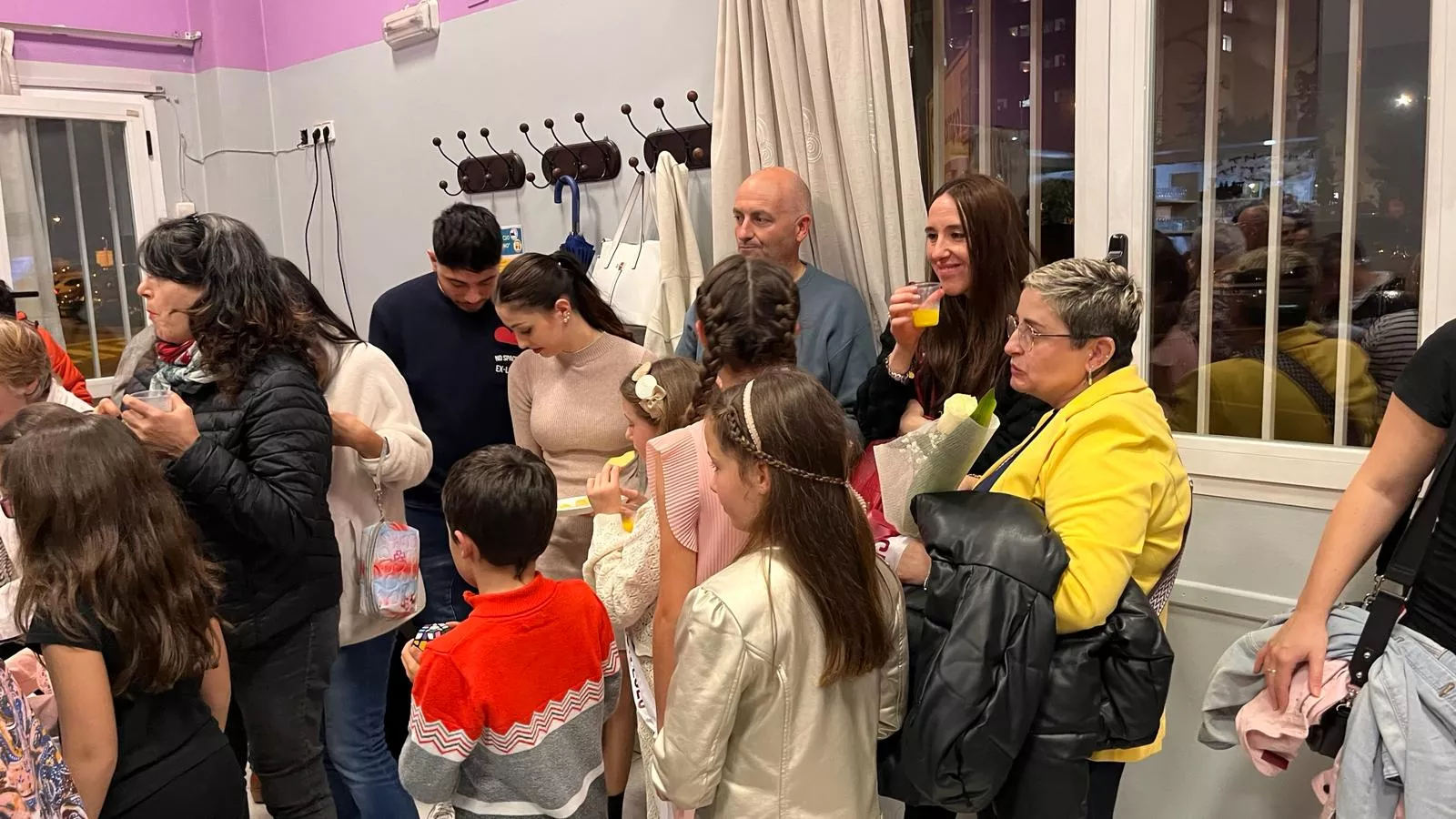 Presentación de las mairalesas 2024 del Barrio de La Encarnación. Foto Mercedes Manterola