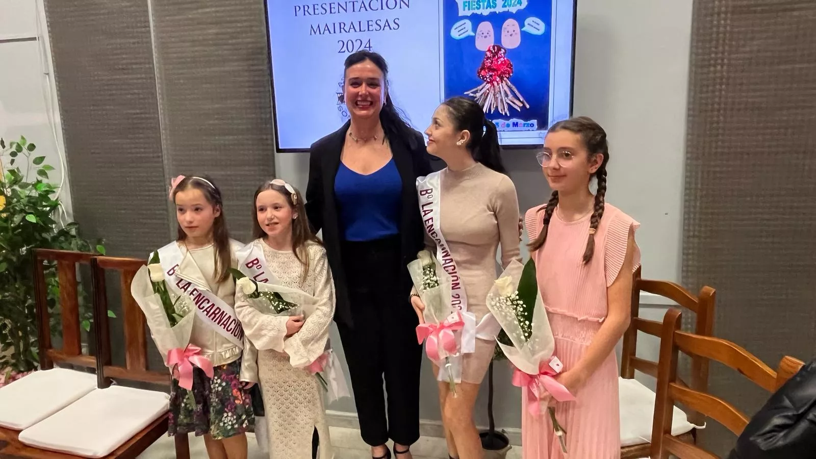 Presentación de las mairalesas 2024 del Barrio de La Encarnación. Foto Mercedes Manterola