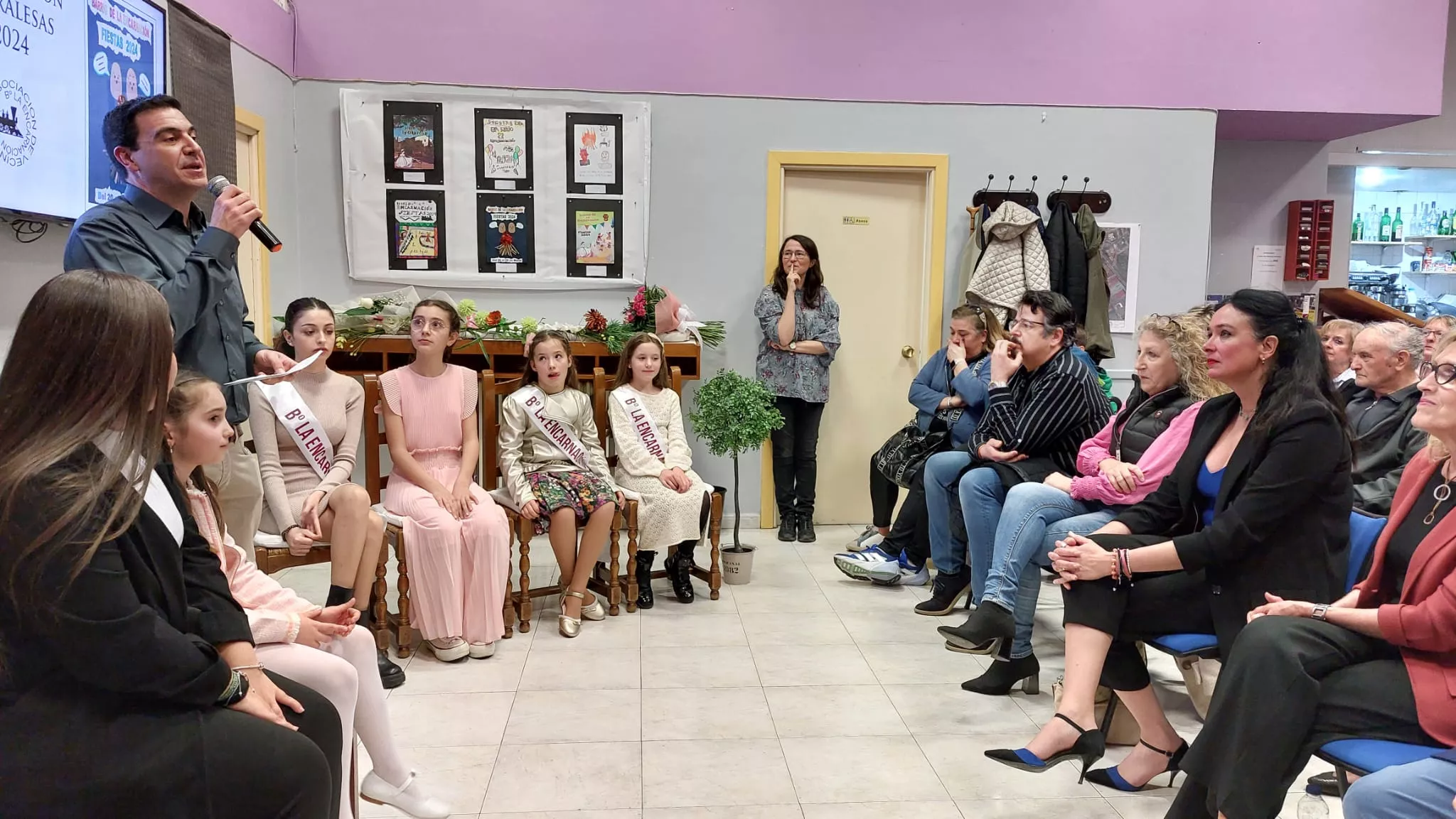 Presentación de las mairalesas 2024 del Barrio de La Encarnación. 