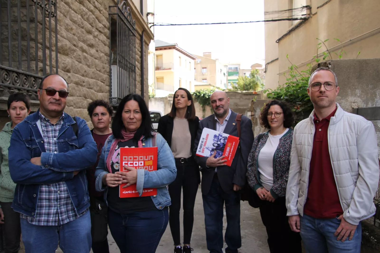 CCOO sobre los símbolos franquistas en su fachada. Foto Carlos Neofato