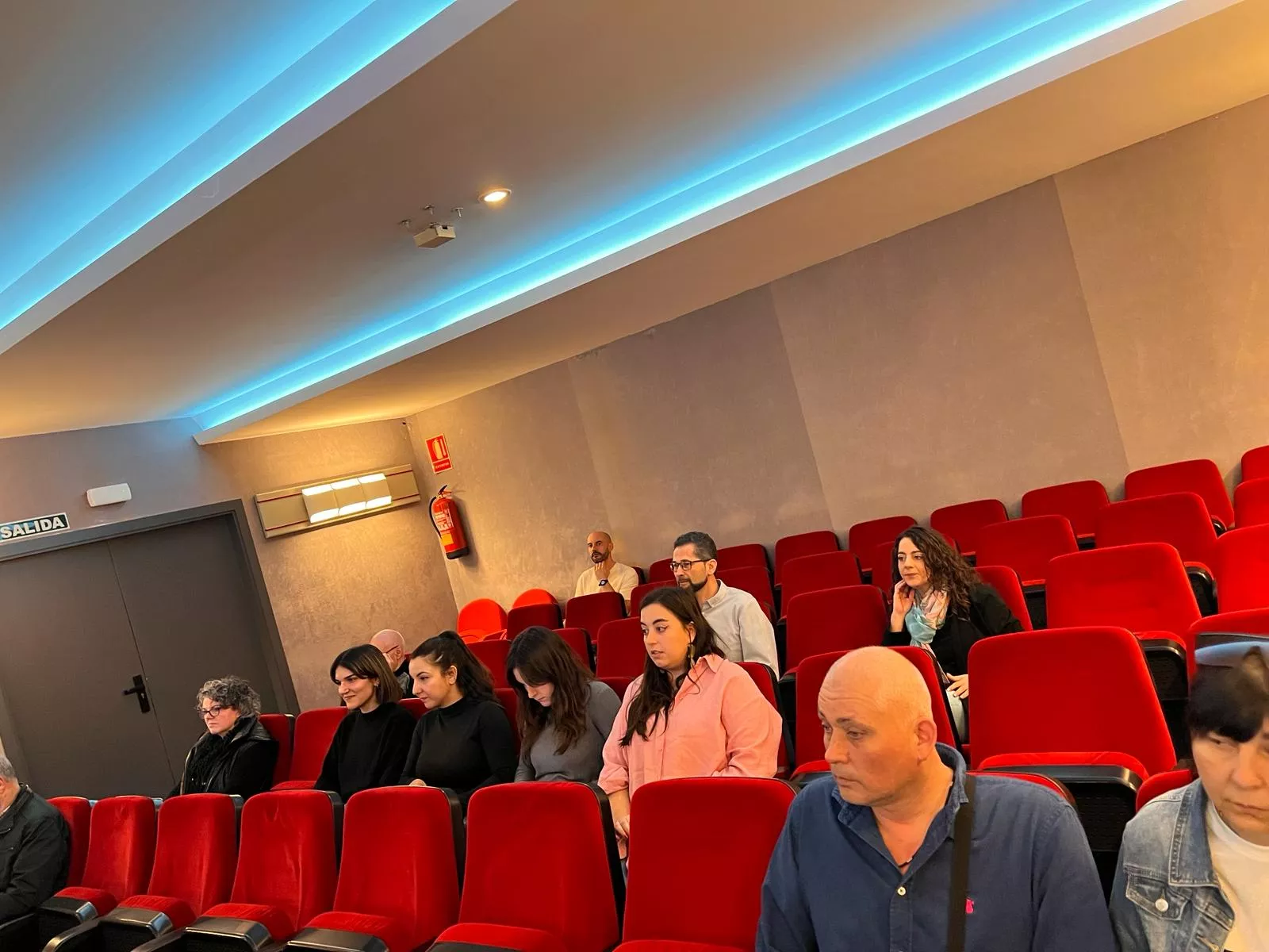 Jornada de puertas abiertas en las oficinas de atención a personas refugiadas de Cruz Roja en Huesca.