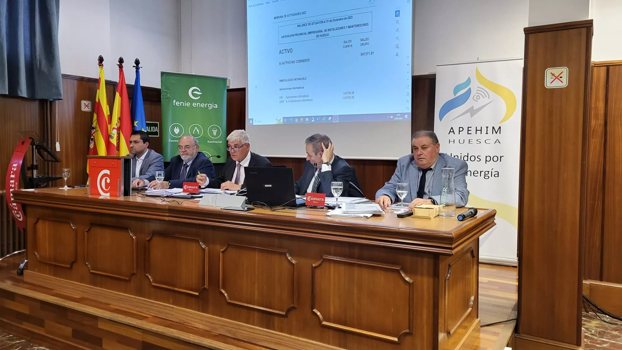 Asamblea de Apehim en la Cámara de Comercio