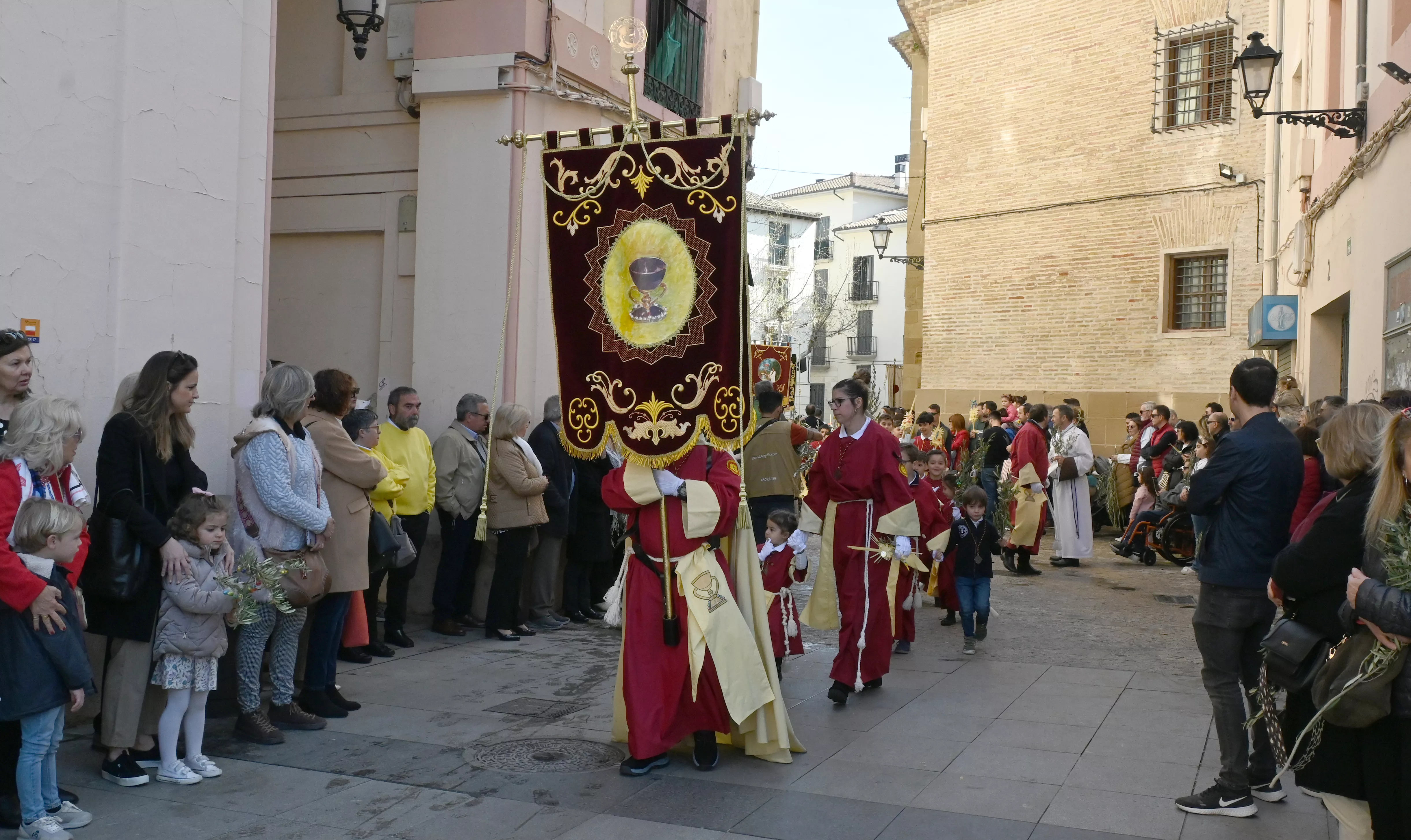 Domingo de Ramos en Huesca. Foto Carlos Jalle