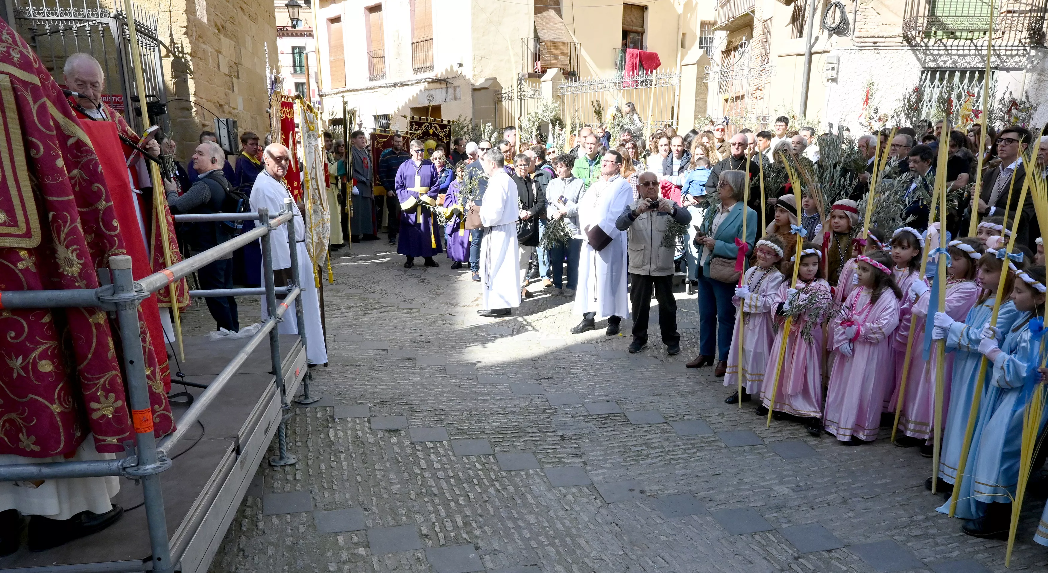 Domingo de Ramos en Huesca. Foto Carlos Jalle