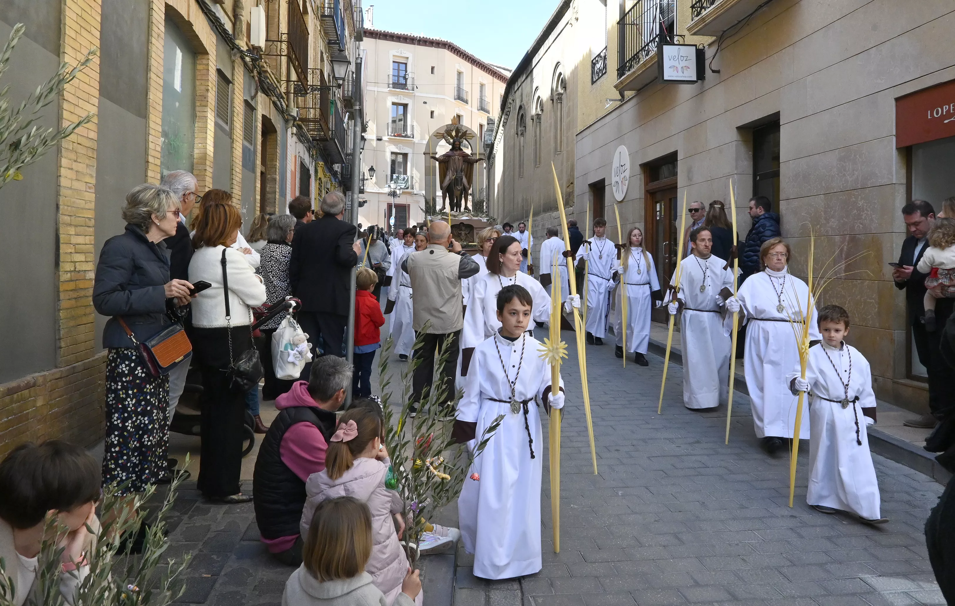 Domingo de Ramos en Huesca. Foto Carlos Jalle