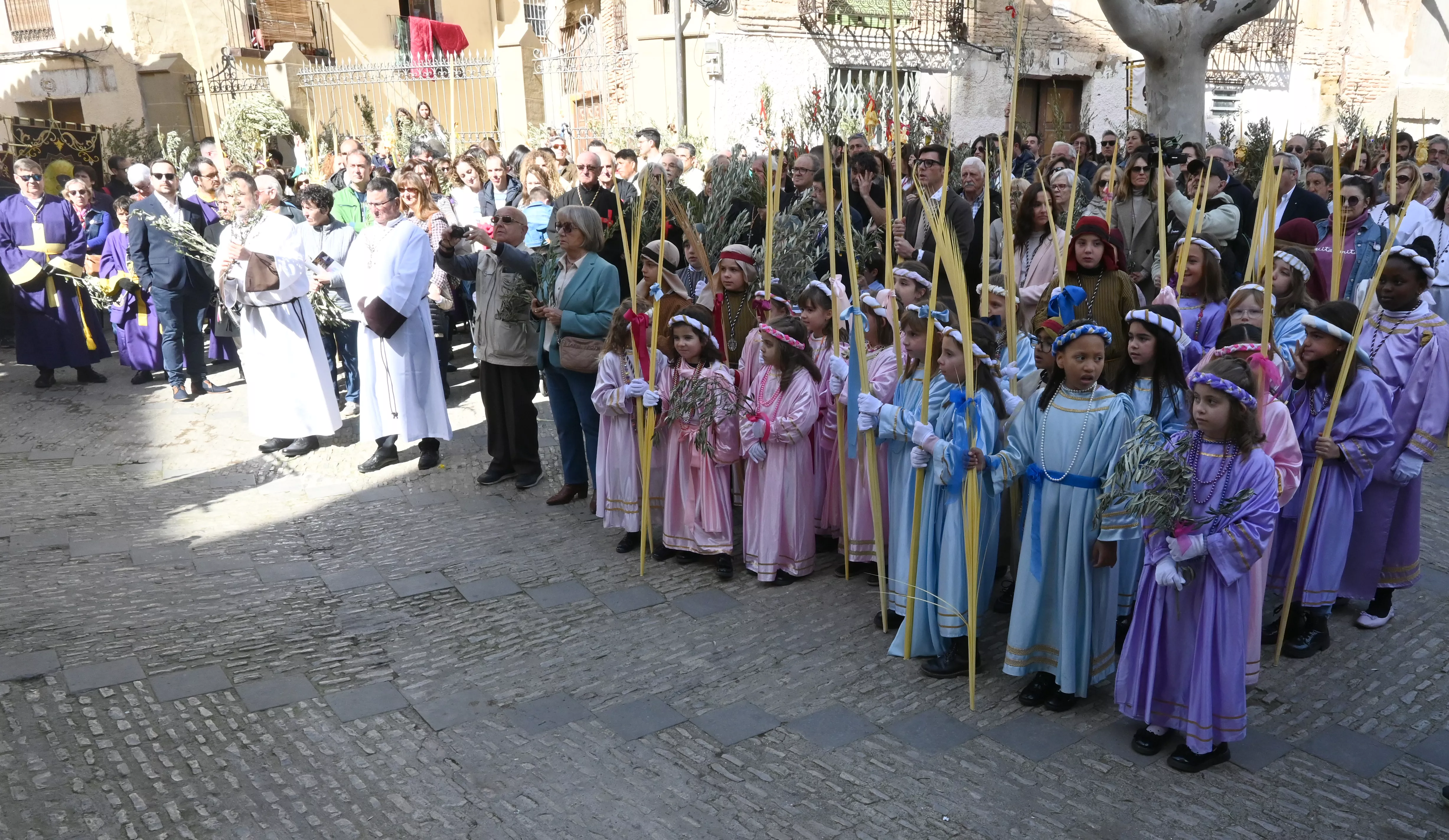 Domingo de Ramos en Huesca. Foto Carlos Jalle