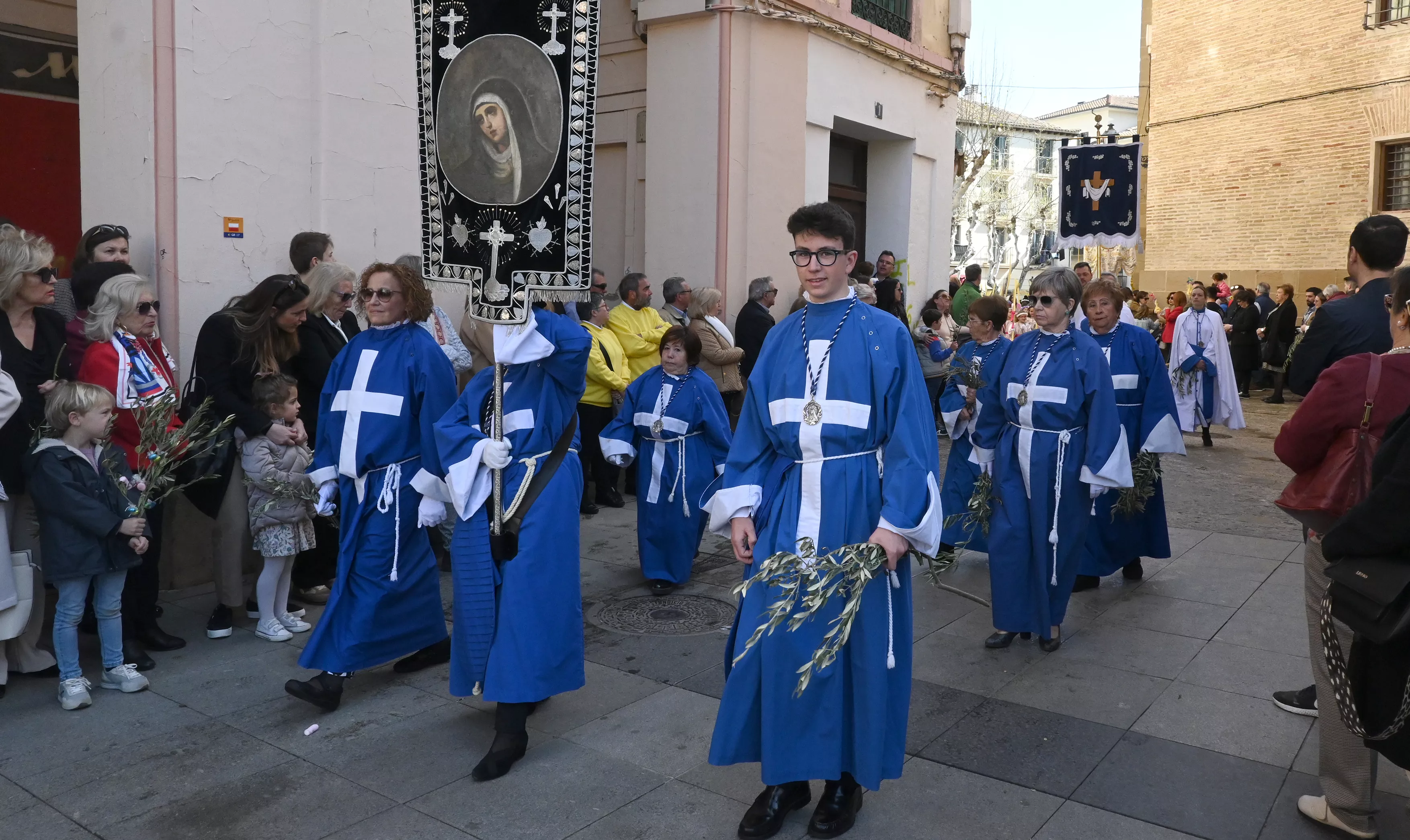 Domingo de Ramos en Huesca. Foto Carlos Jalle