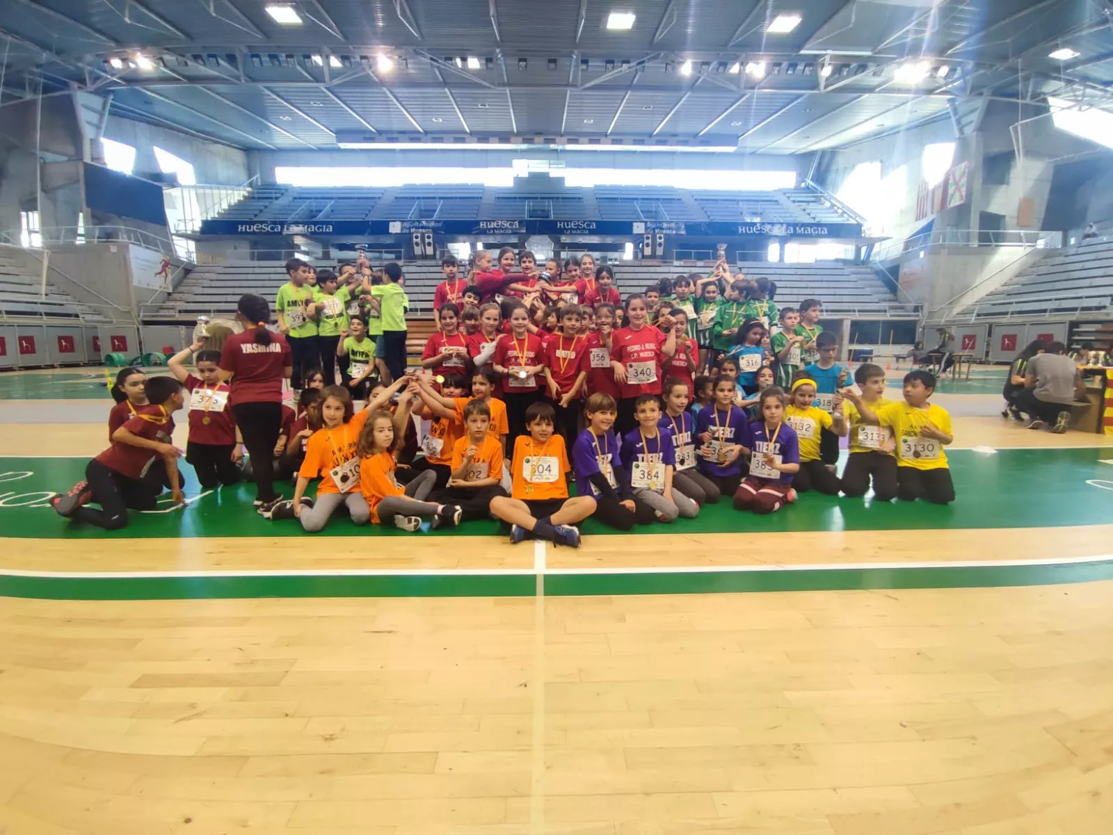 Gran ambiente en la final del Atletismo Divertido.