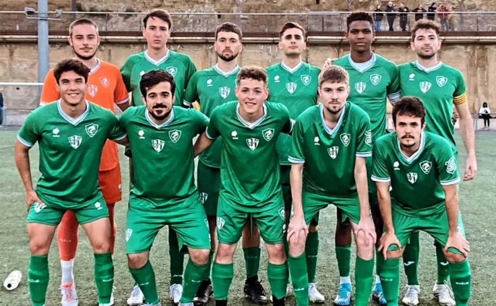 Once del Juventud en su triunfo sobre la Peña Ferranca. Trepidante Primera Regional: máxima igualdad por el ascenso directo.