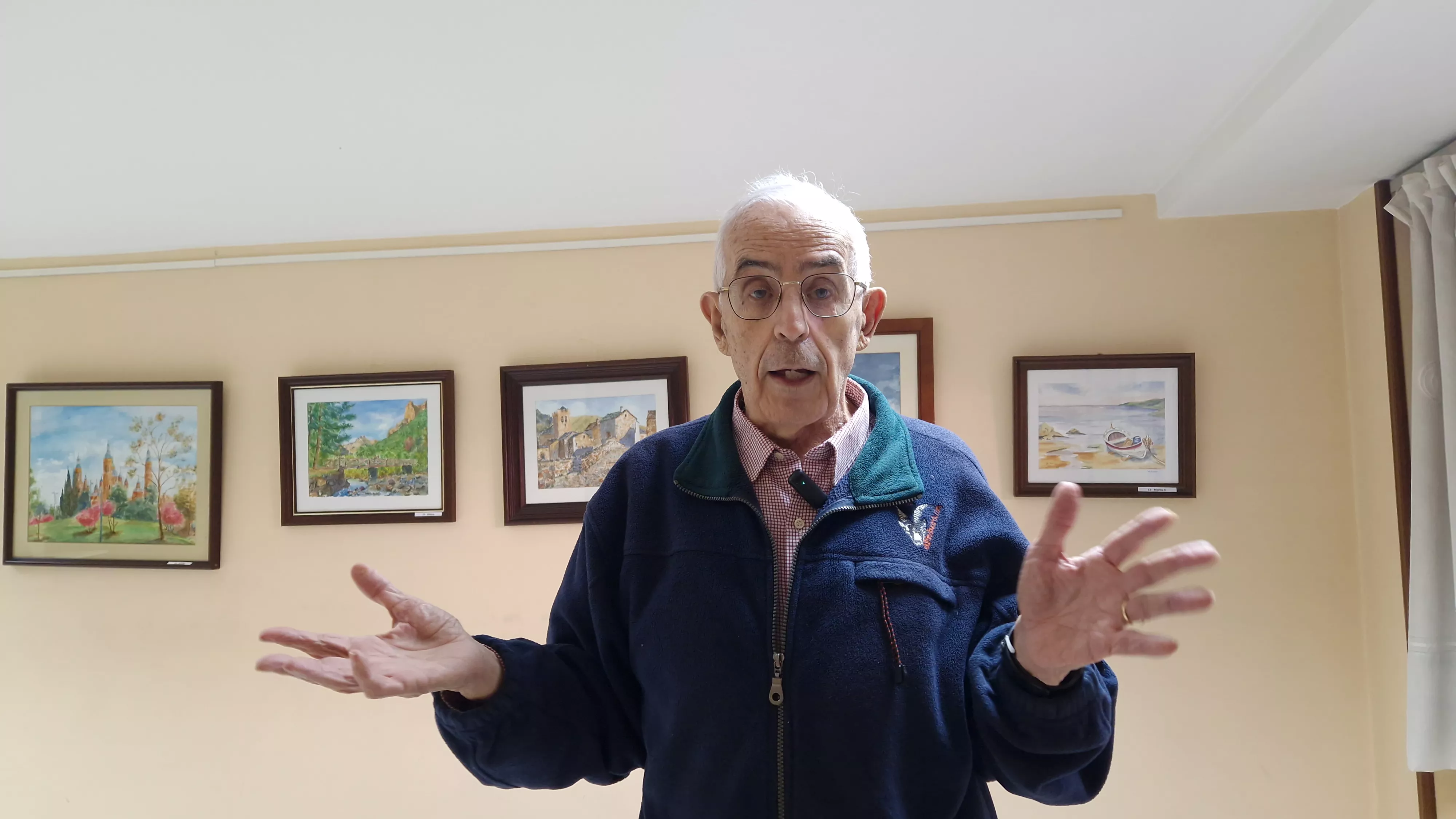 Miguel Pardo Allué, en su última exposición en el local social del Barrio de la Encarnación. Foto Myriam Martínez