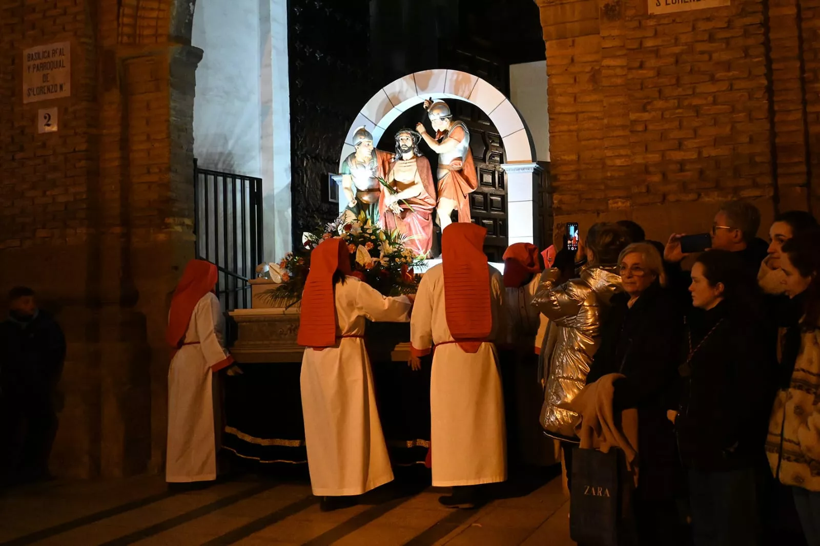 Procesión de la Coronación de Espinas. Foto Carlos Jalle