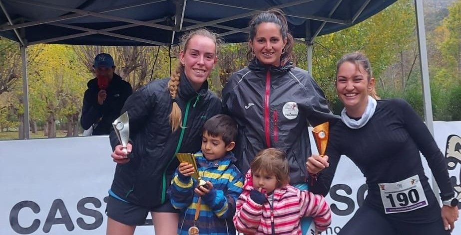 Podio femenino Cross Castejón de Sos