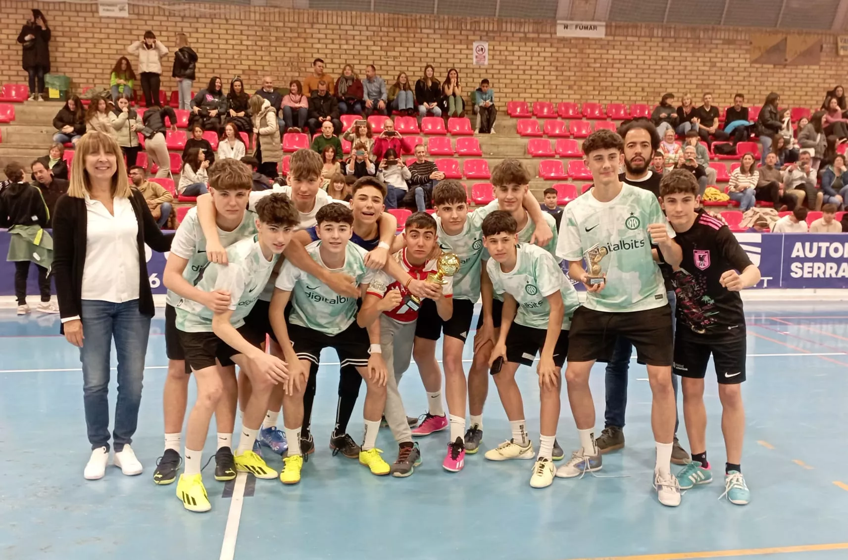 Disfrutones, campeón cadete