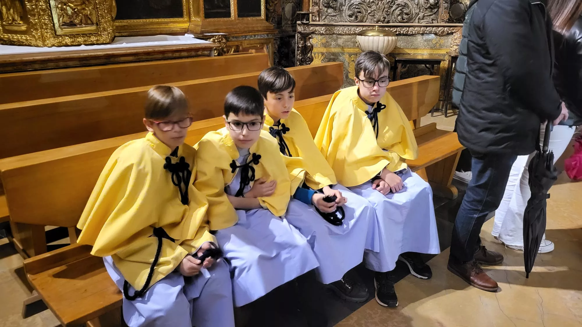 Adoración al Cristo Yacente en Santo Domingo y San Martín