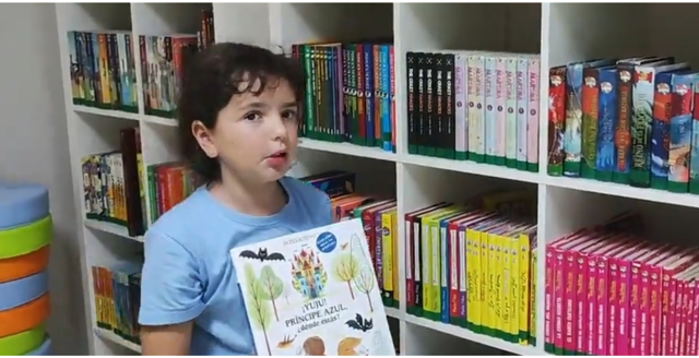 Ganadora booktuber infantil Ganadora booktuber infantil