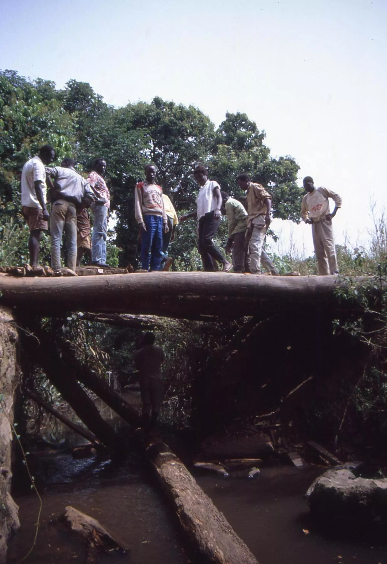 Marco Pascual en otra peripecia en el Congo
