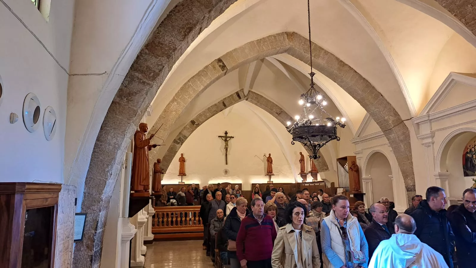 Celebración de Lunes de Pascua en el Monasterio del Pueyo
