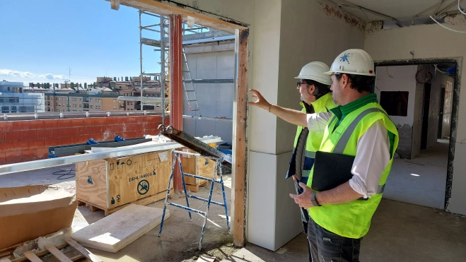 Iván Rodríguez durante la visita al centro de Vitalia. Iván Rodríguez durante la visita al centro de Vitalia.