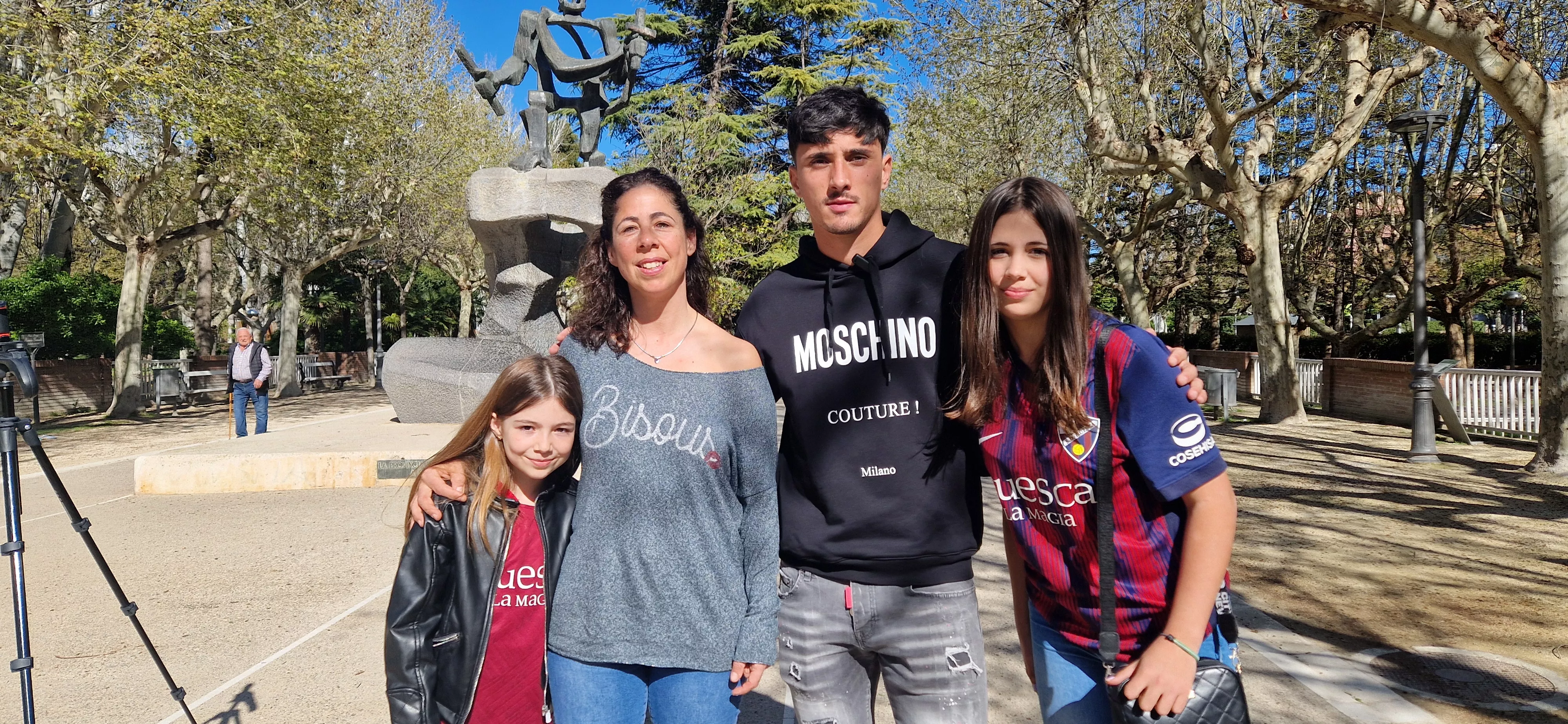 Isabel, Pilar Cereza, Ignasi Vilarrasa y Pilar. Foto Myriam Martínez