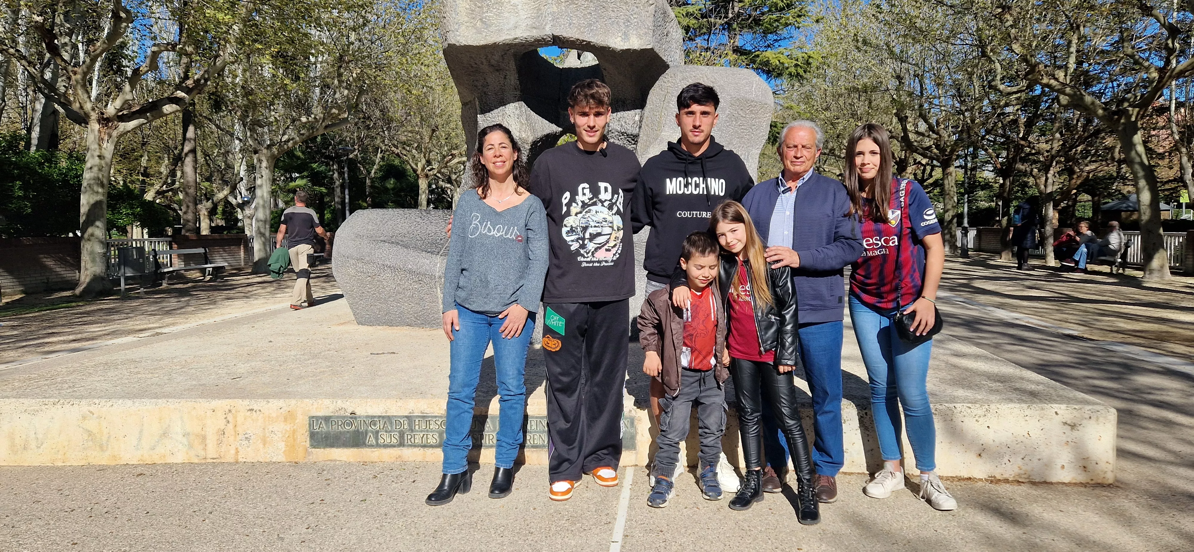 Campaña ¡Huesca, sí se puede! con Ignasi Vilarrasa y Hugo Vallejo. Foto Myriam Martínez