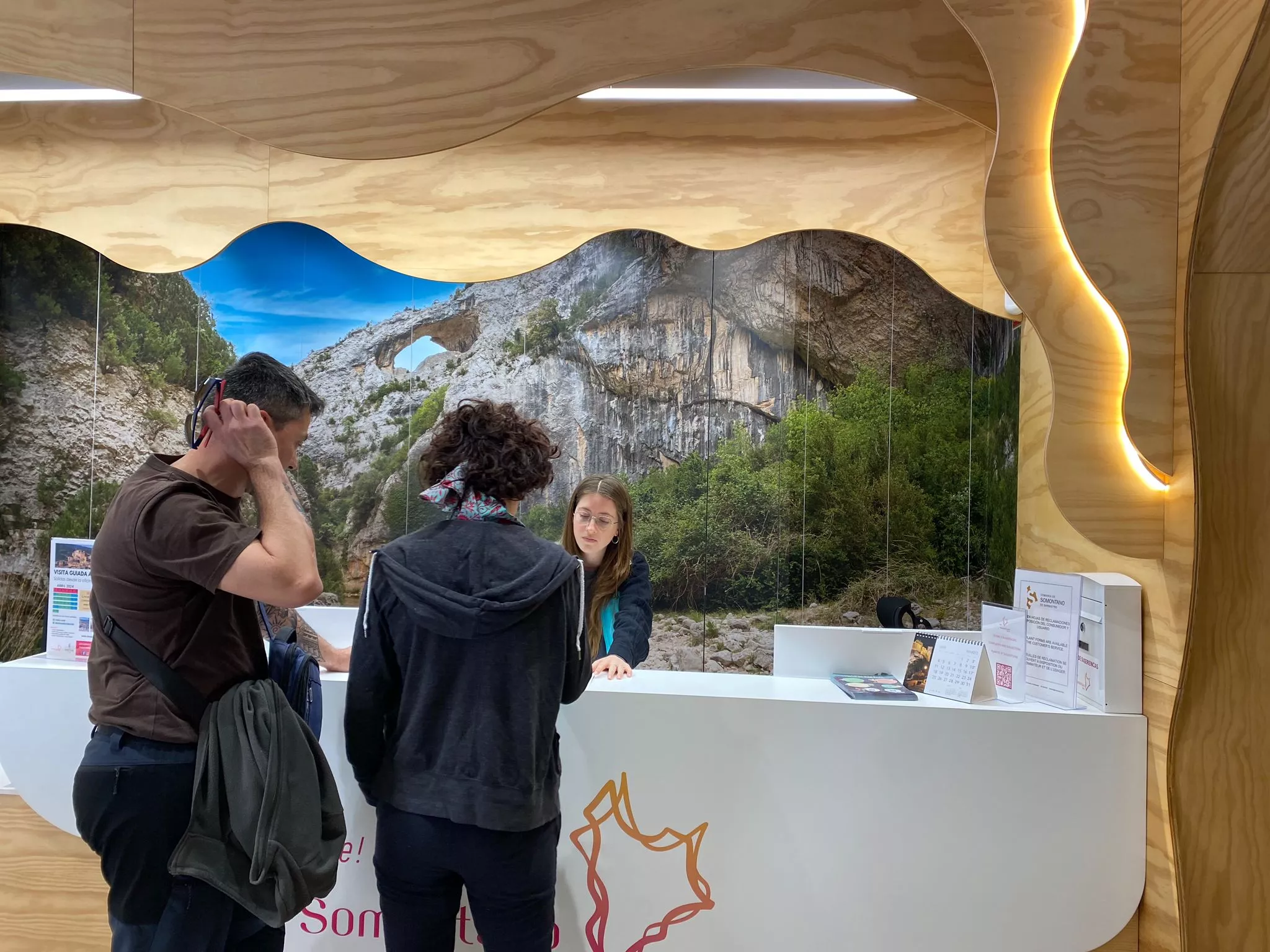 Proyectos turísticos reciben apoyo para digitalización