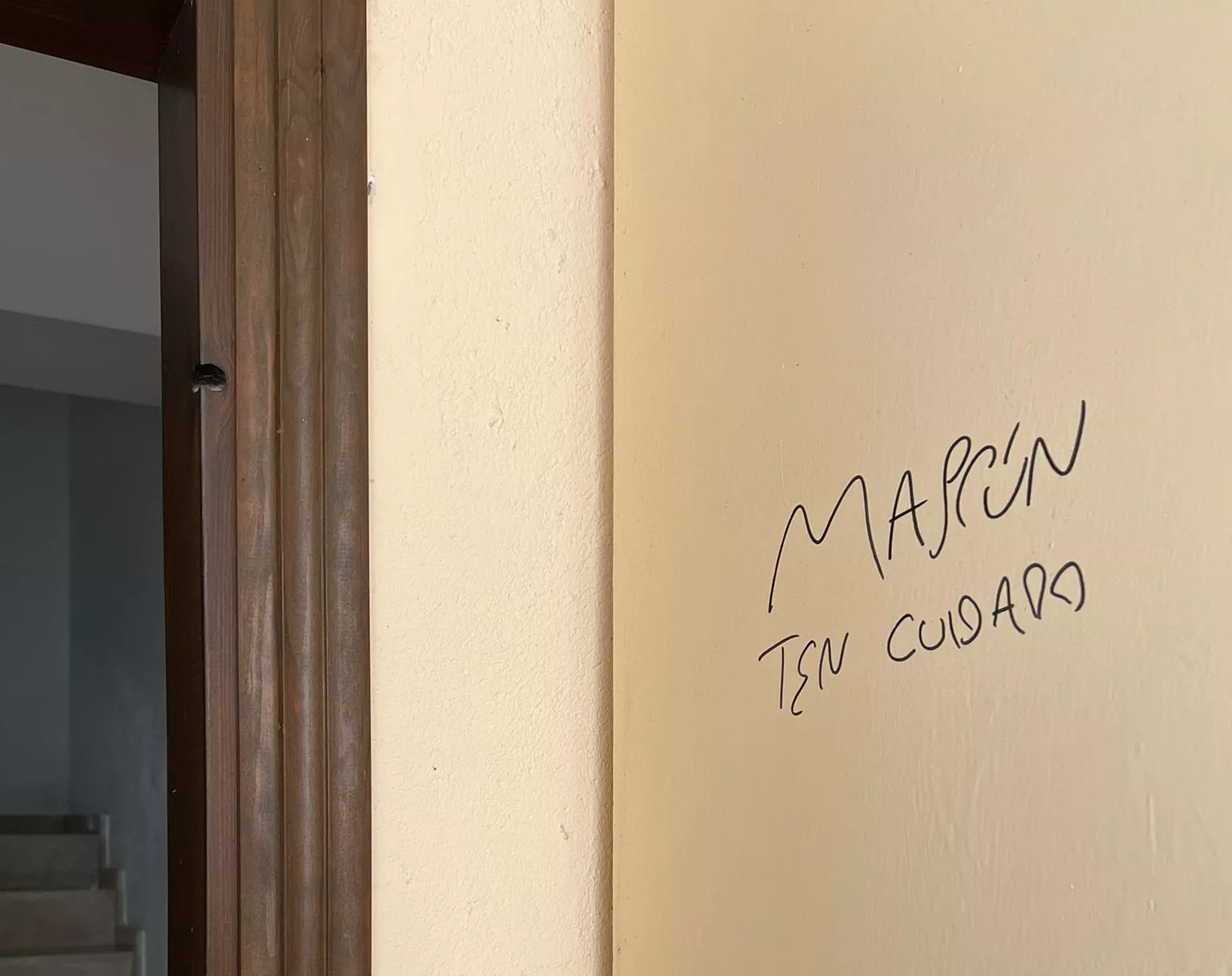 Pintada aparecida en el domicilio del concejal Mascún Ariste. Pintada aparecida en el domicilio del concejal Mascún Ariste.