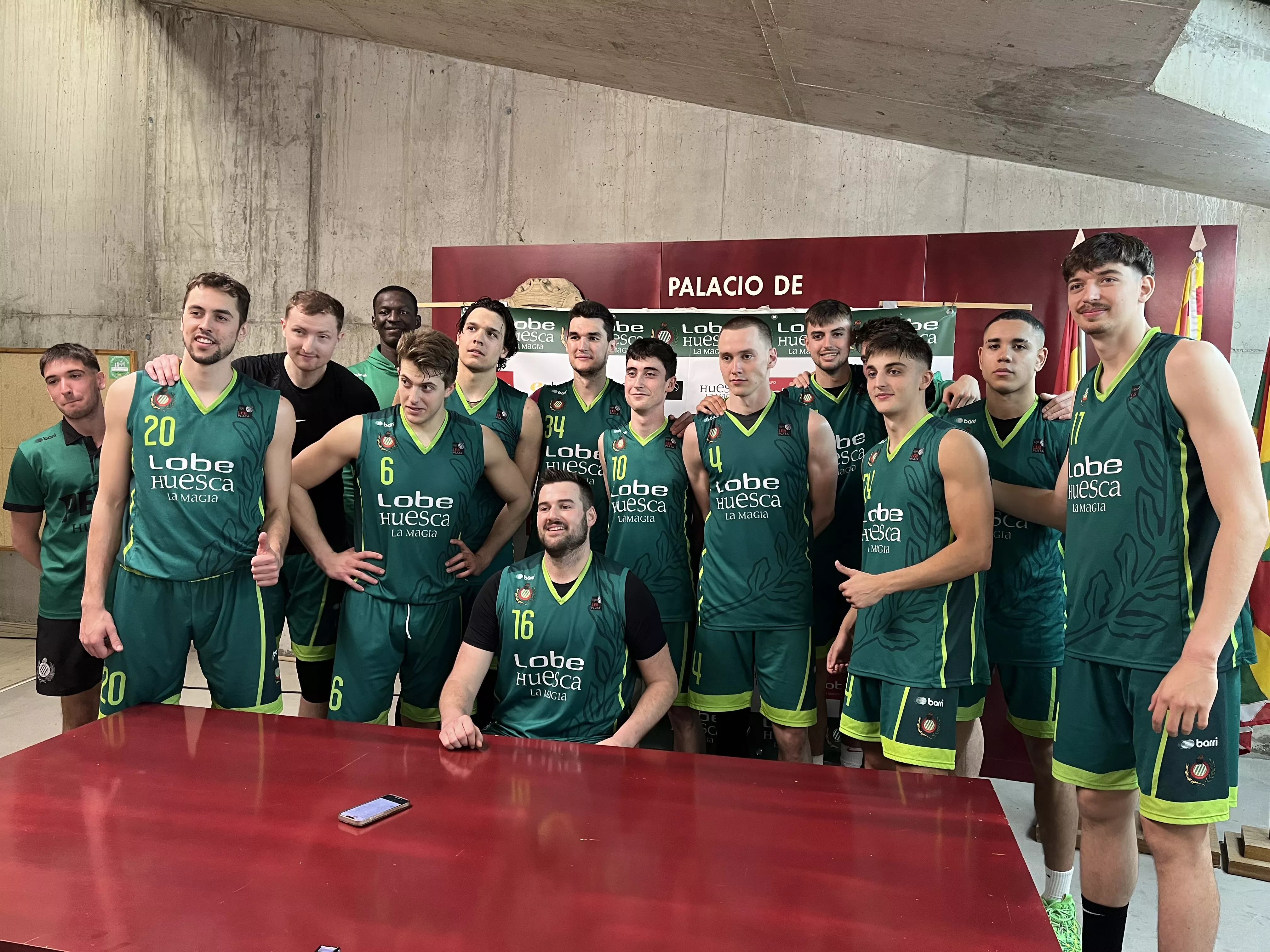 La piña del vestuario peñista, la clave para lograr la salvación