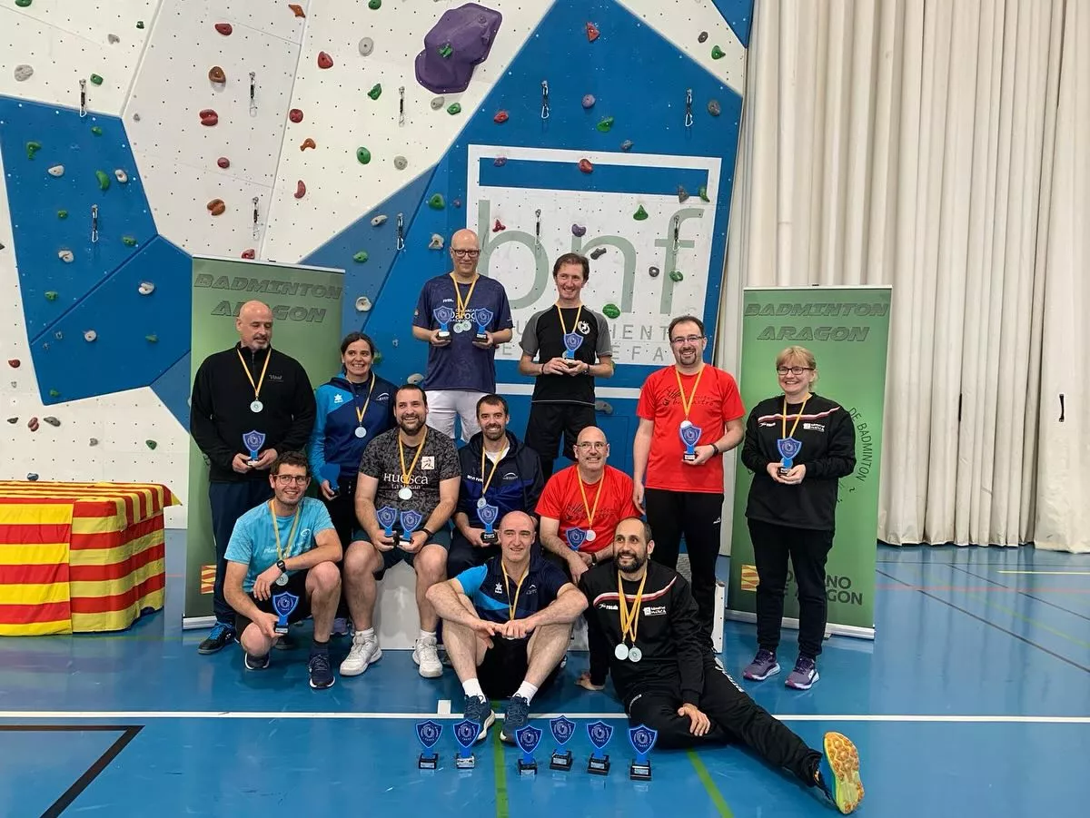 Foto de familia de los medallistas.