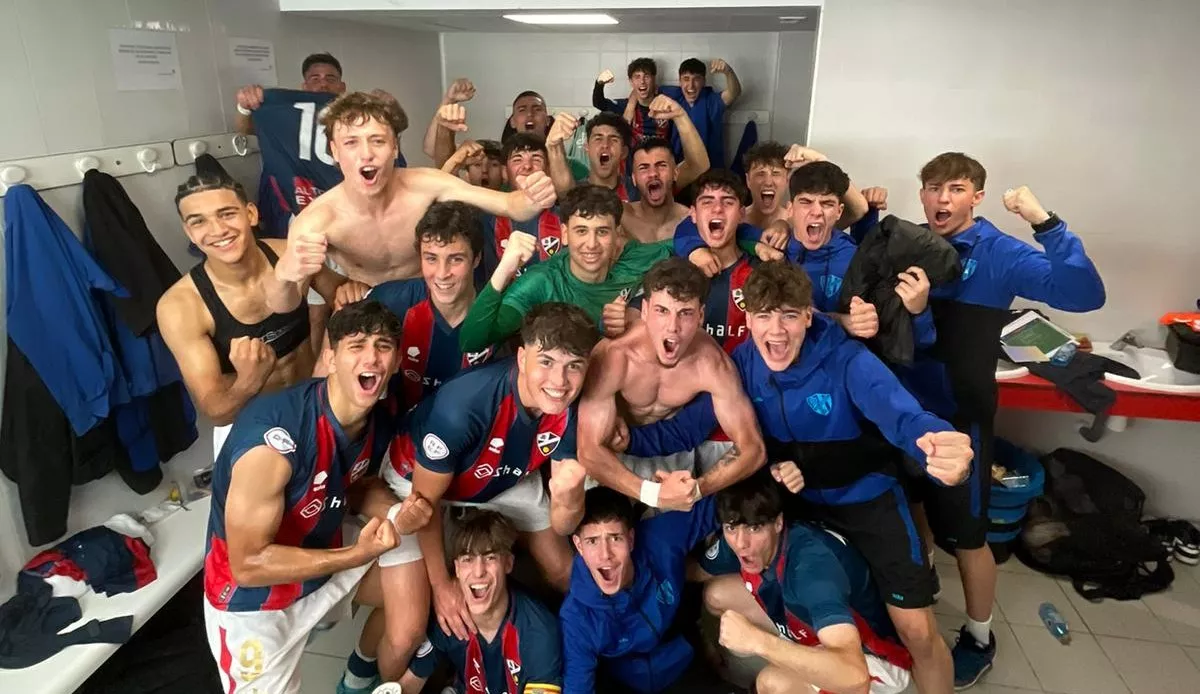 El Huesca DHJ gana al Racing Zaragoza y encarrila la salvación (1-2)