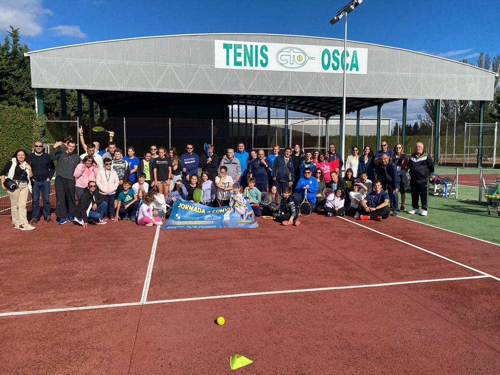 Participantes en la experiencia de Cadis y Club Tenis Osca