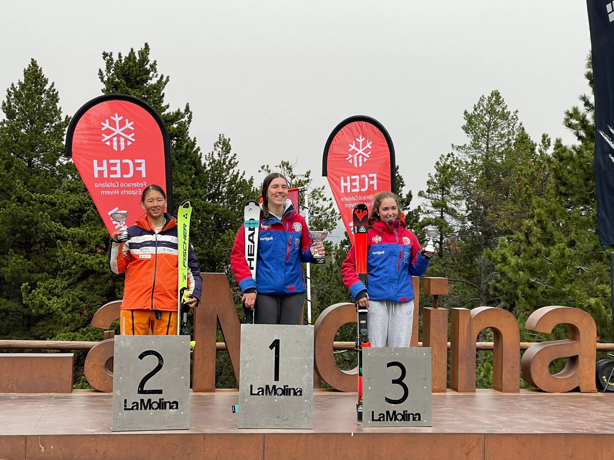 Podio del CETDI Jaca U18 Alpino.