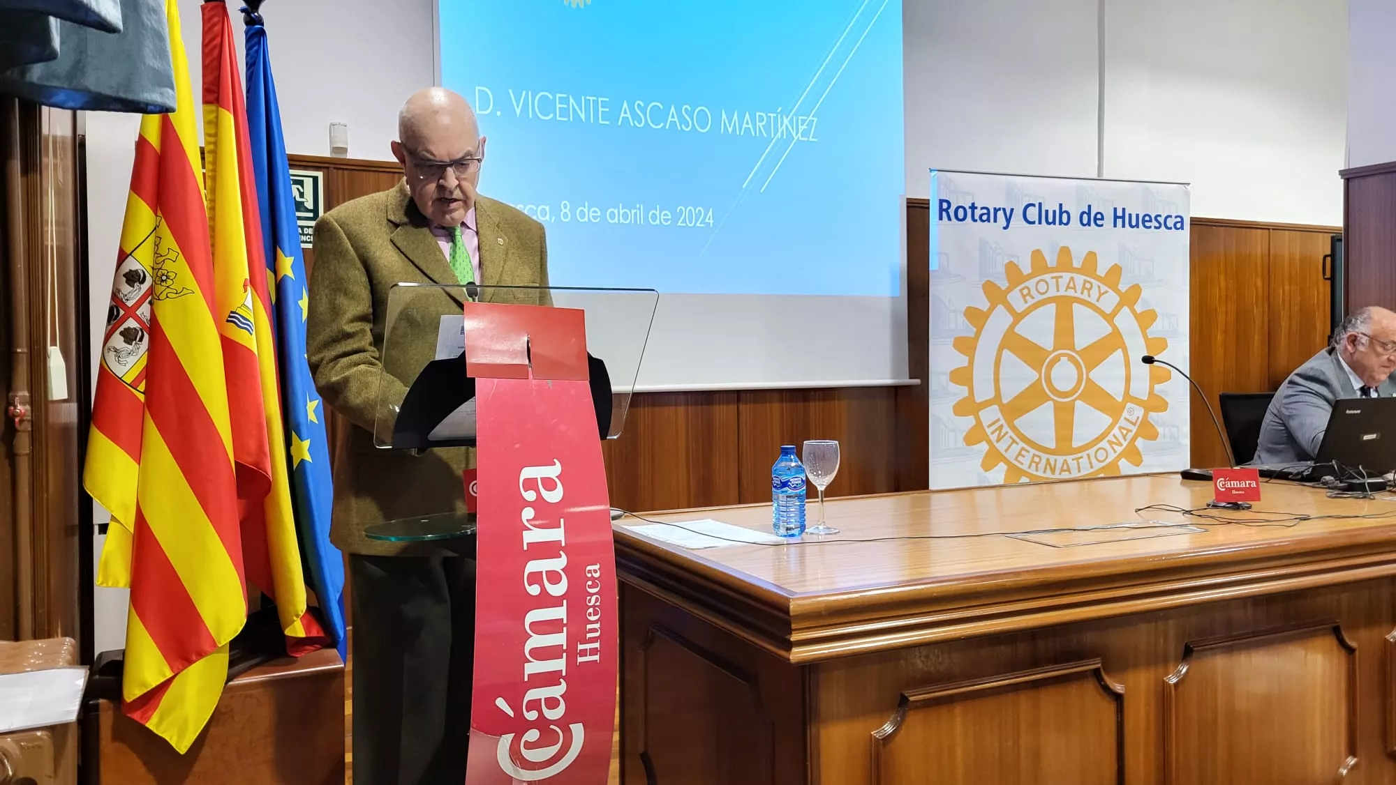 Entrega de la Distinción Rotaria a Vicente Ascaso
