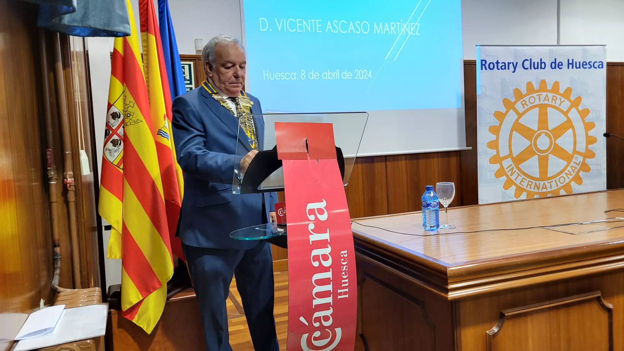 Entrega de la Distinción Rotaria a Vicente Ascaso