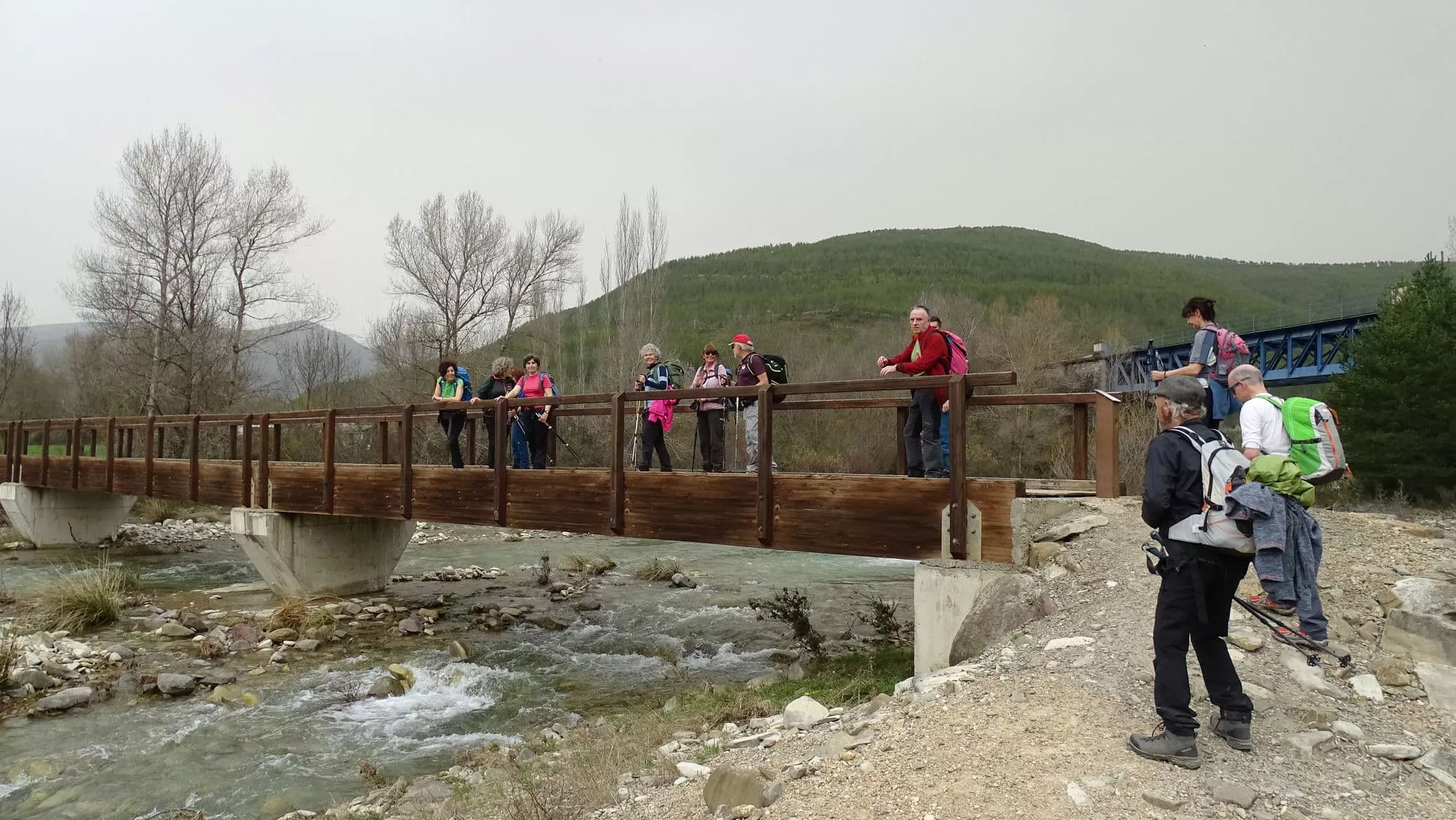 Puente sobre el Ijuez.