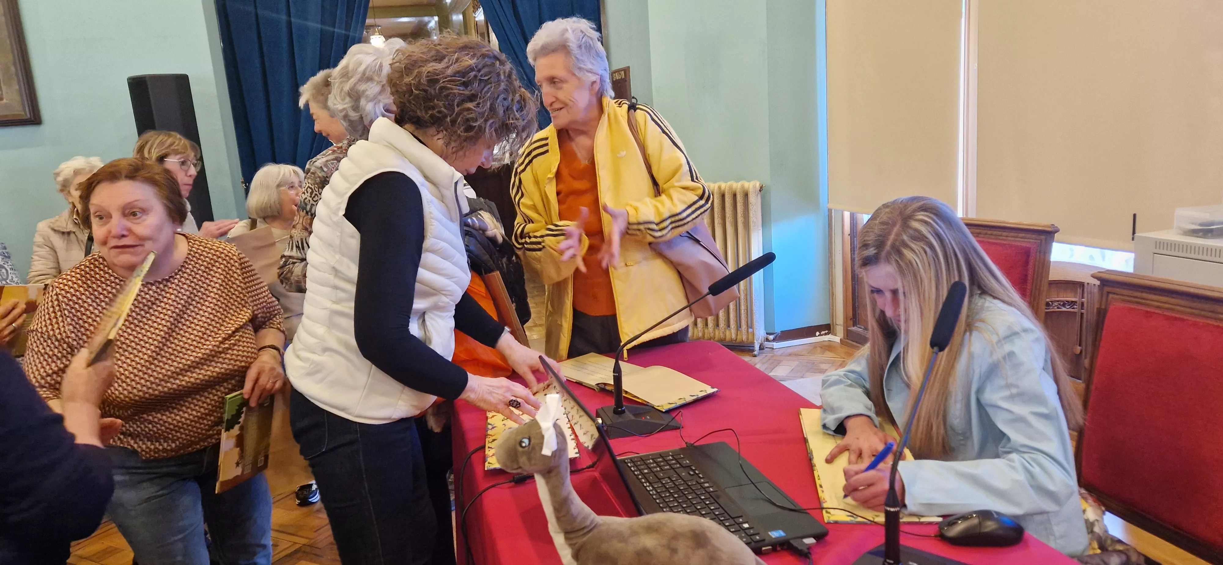 Presentación del libro de Diana Gómez. Foto Myriam Martínez
